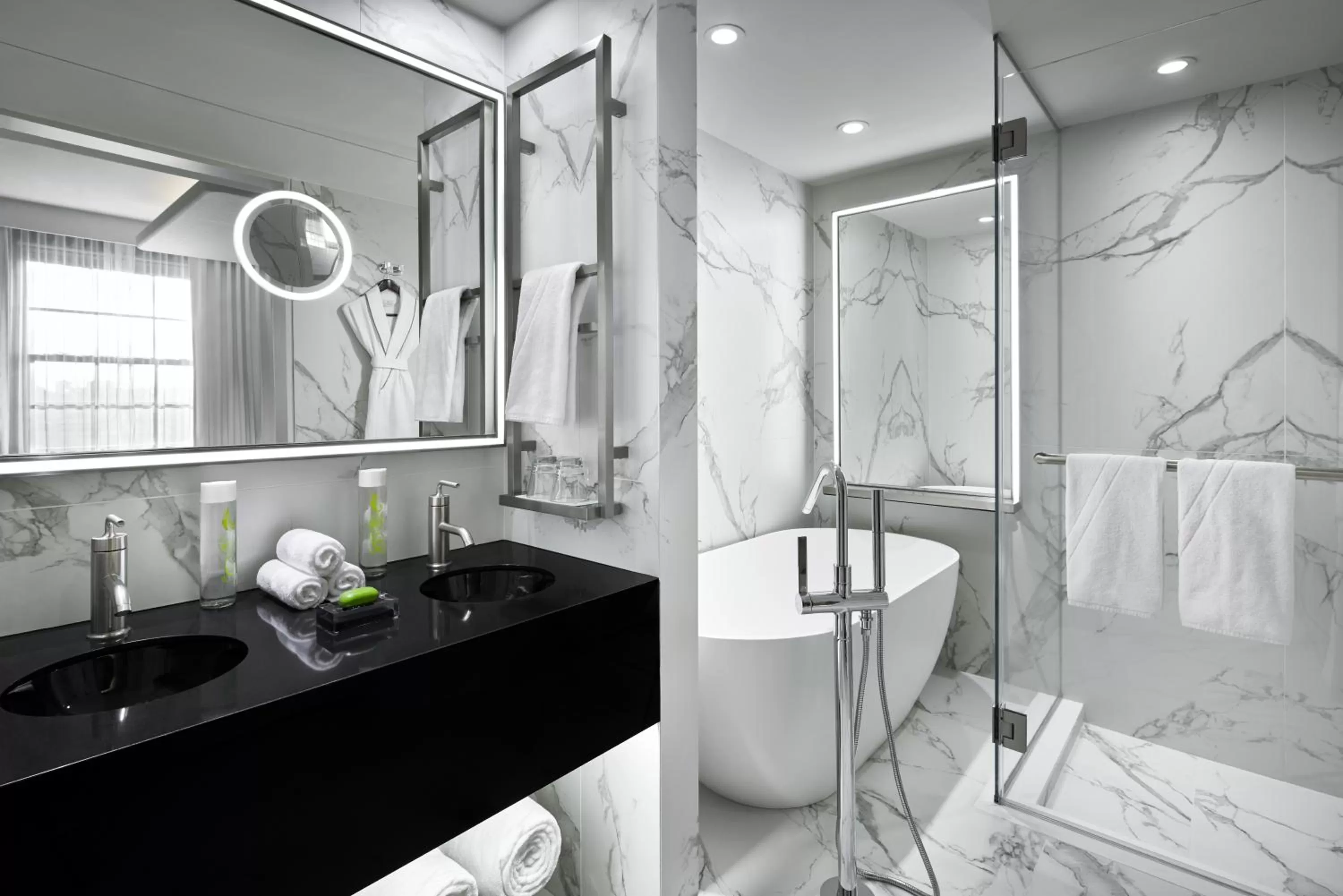 King Suite with Spa Bath in Hotel Washington