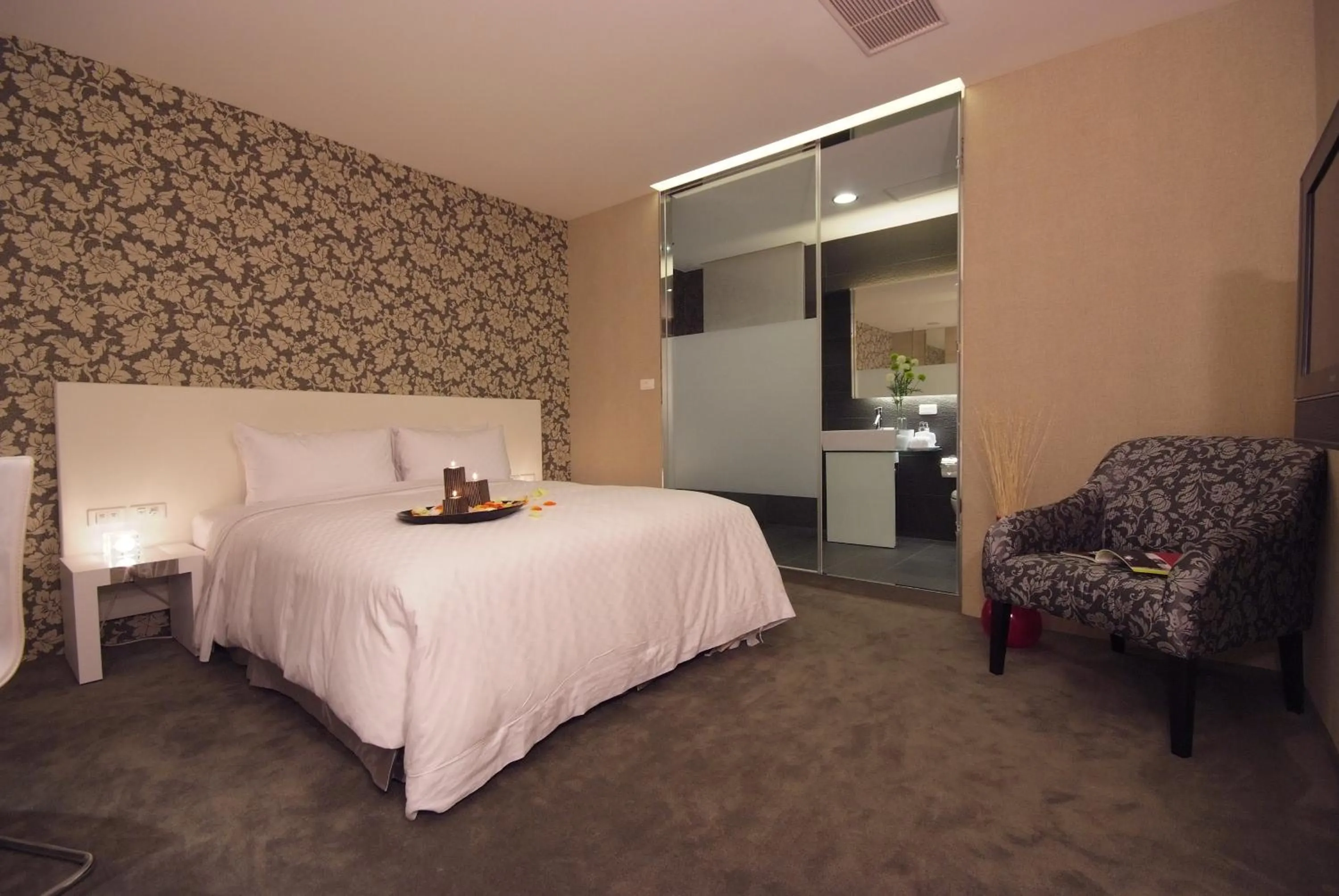 Deluxe Double Room in Hotel Purity