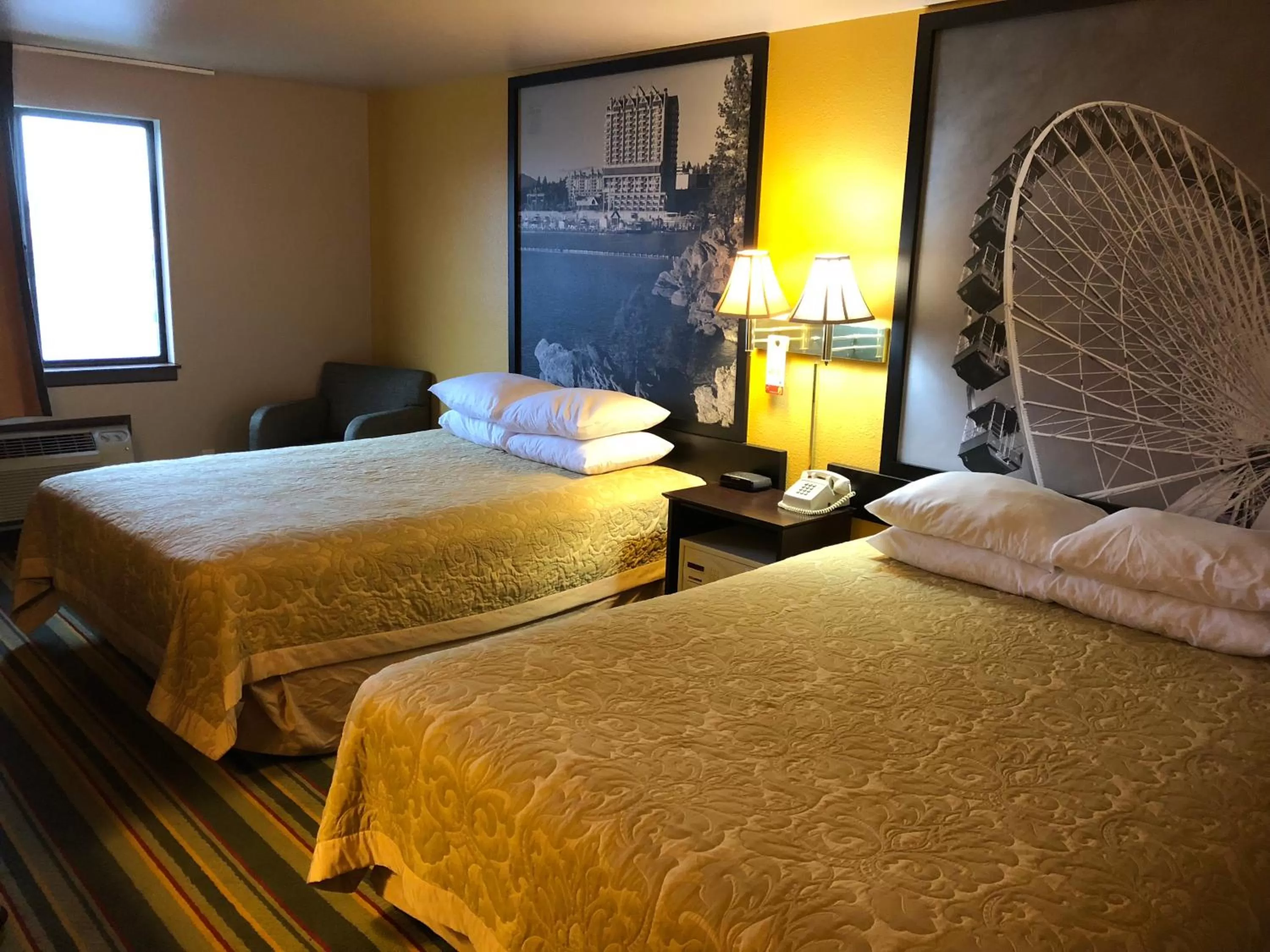 Queen Room with Two Queen Beds - Non-Smoking in Super 8 by Wyndham Coeur d'Alene