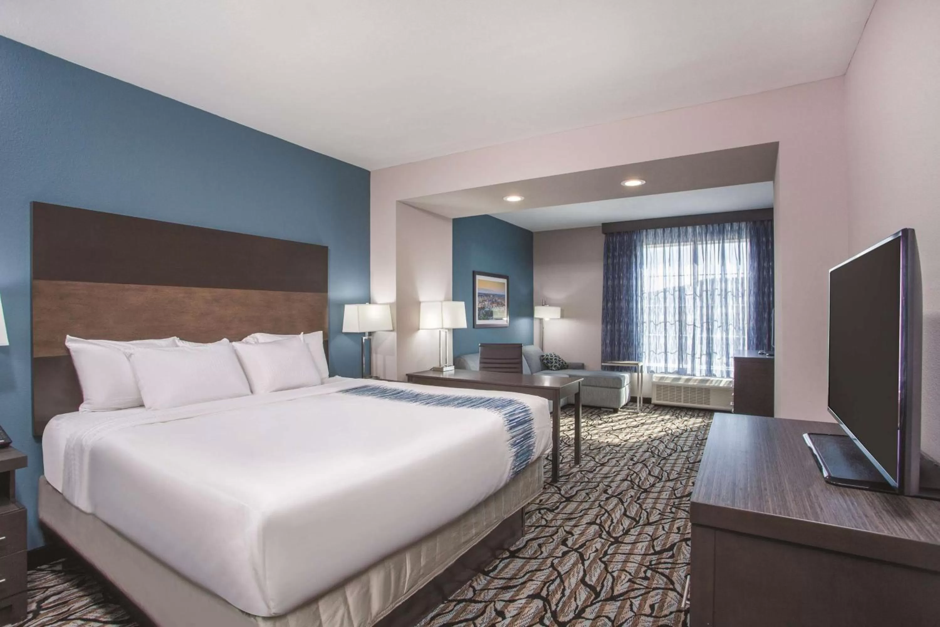 Deluxe King Room - Non-Smoking in La Quinta by Wyndham Cullman