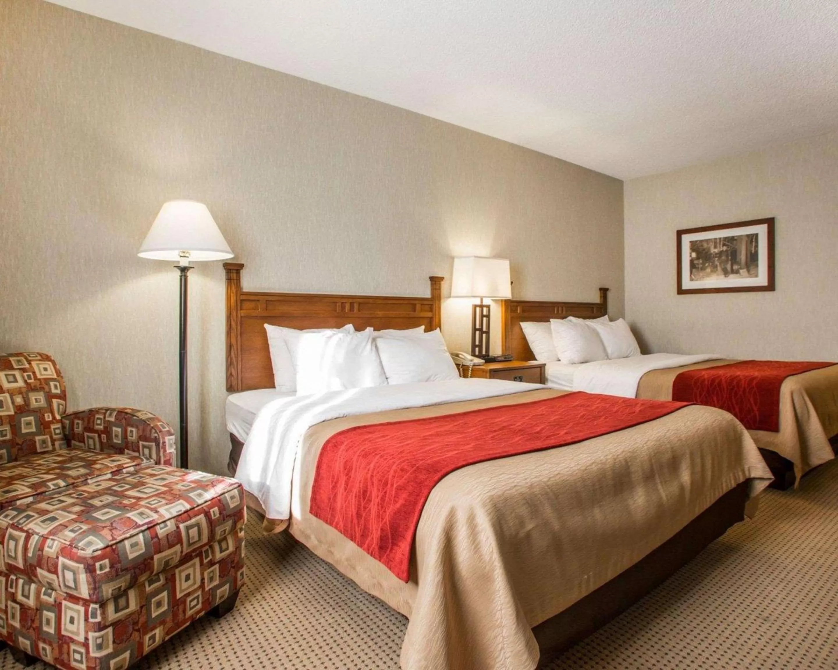 Queen Room with Two Queen Beds - Non-Smoking in Quality Inn Ironwood