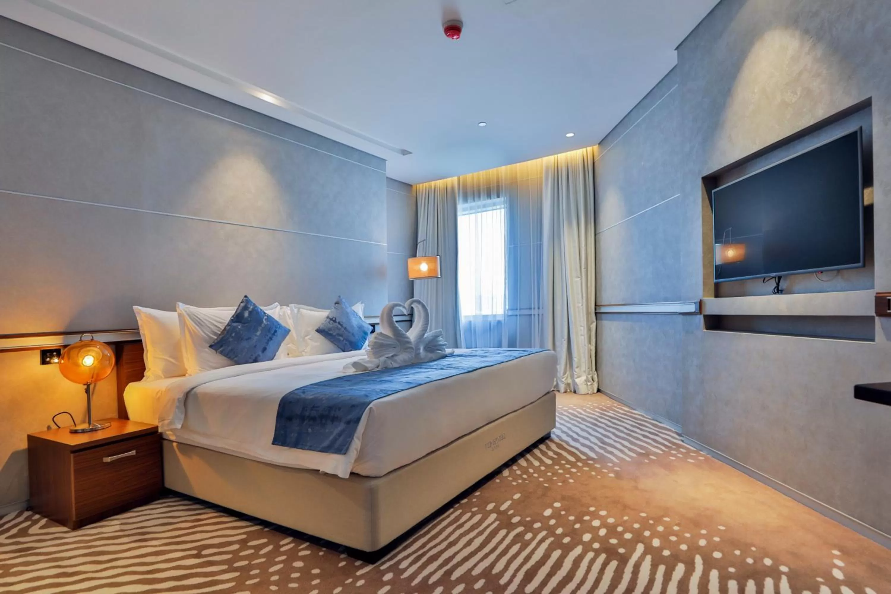 Deluxe King Room in VIP Hotel Doha Qatar