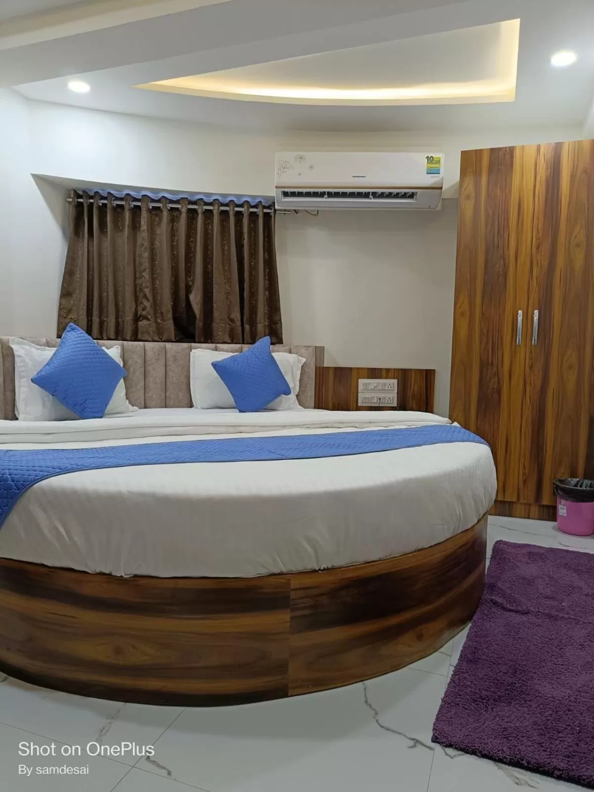 Deluxe King Suite in HOTEL ROYAL GRAND