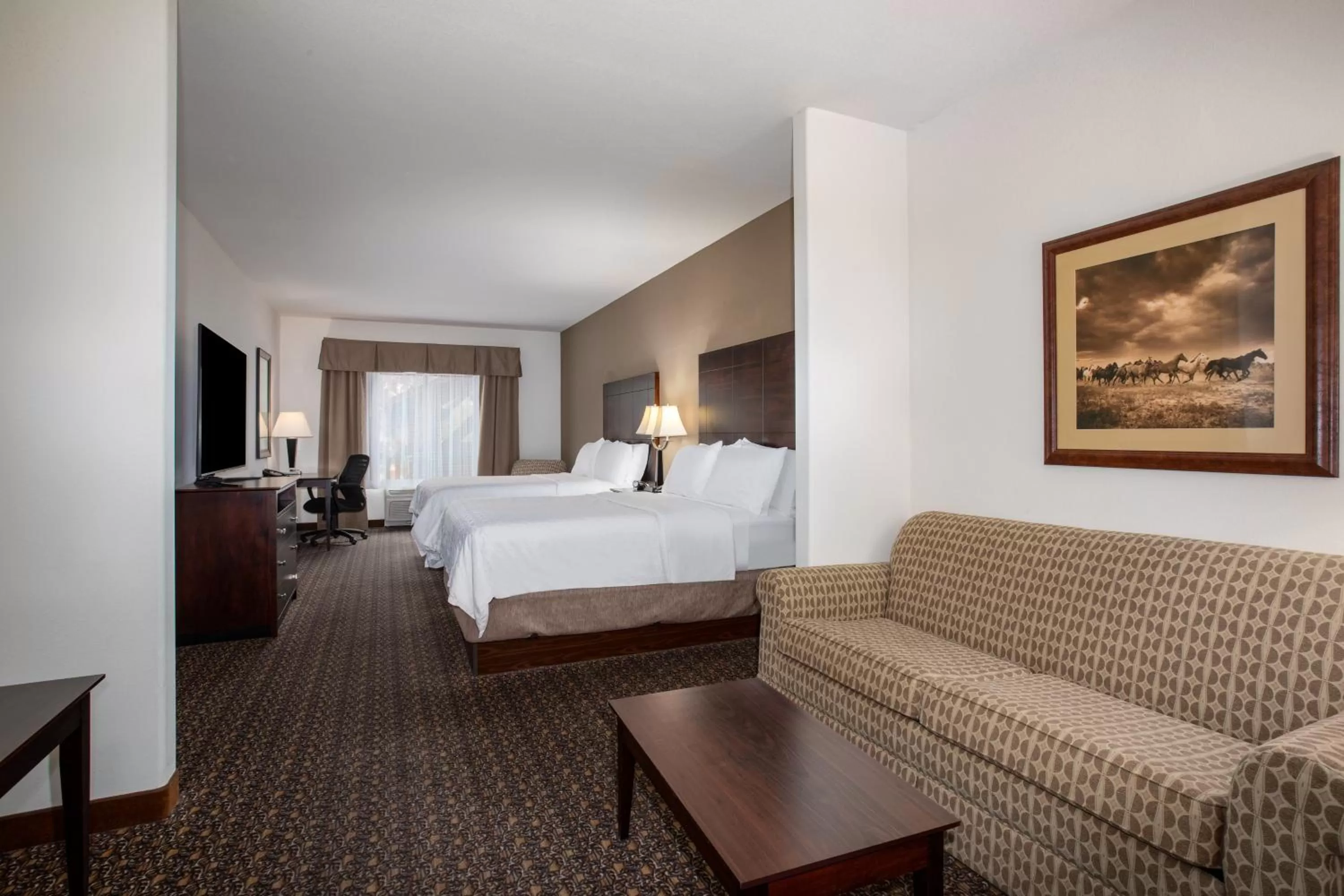 Queen Suite with Two Queen Beds and Sofa Bed in Holiday Inn Express Hotel & Suites Lander by IHG