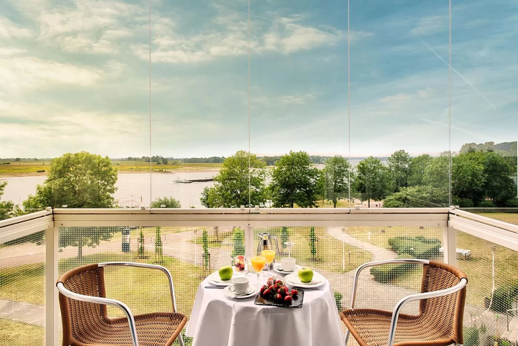 Superior Suite with River View in Welcome Hotel Wesel