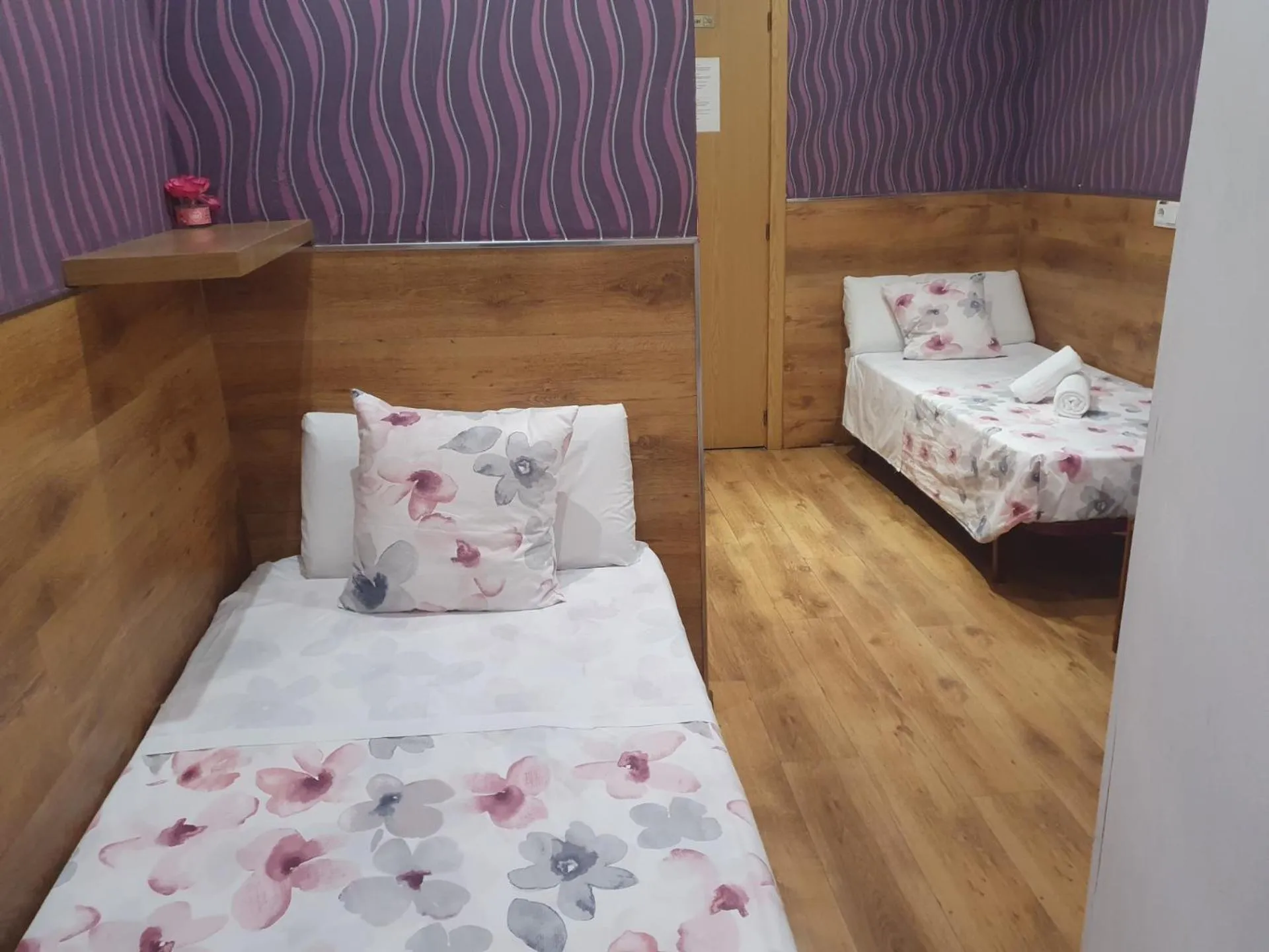 Budget Twin Room in Hostal Abel Victoriano