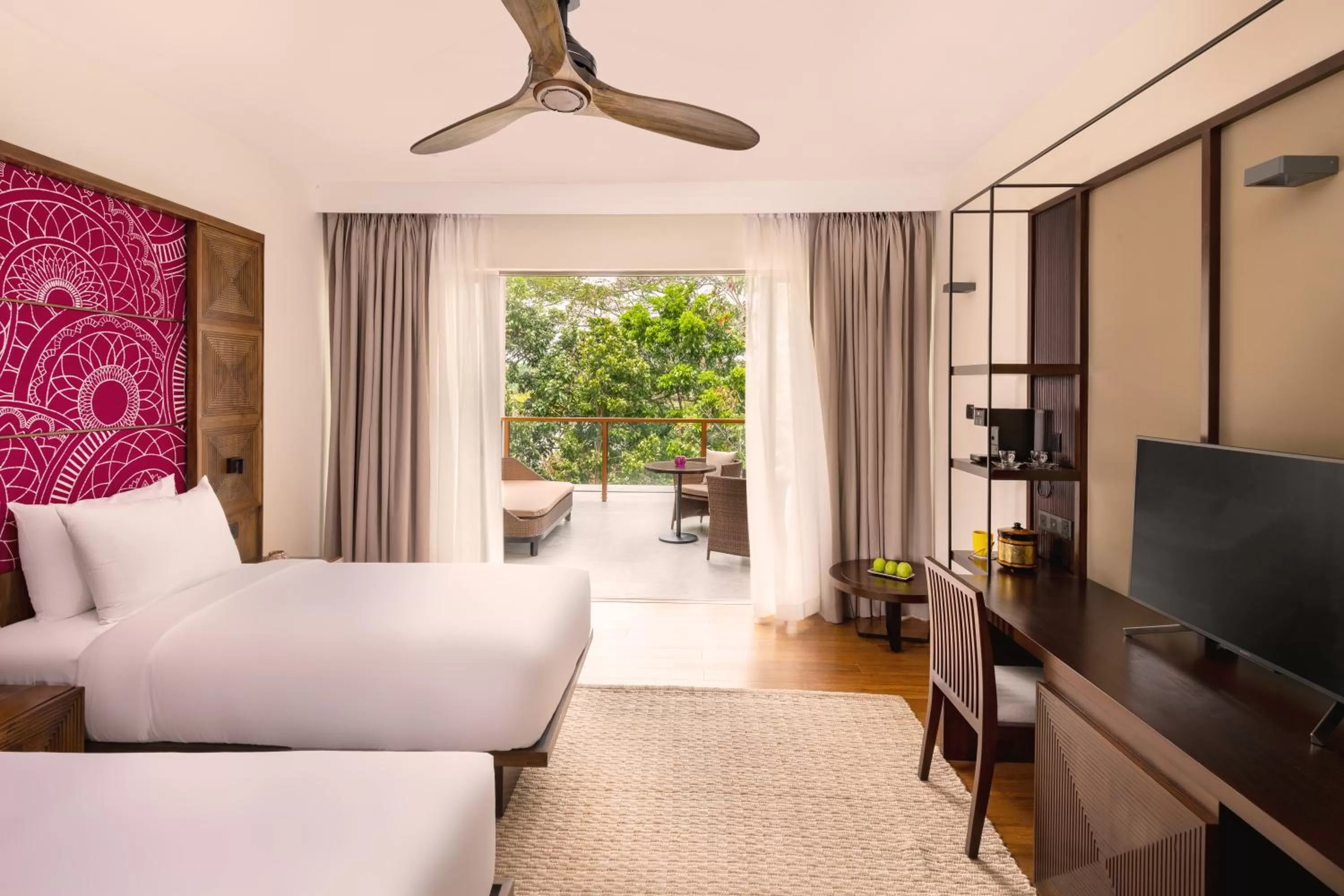 Luxury Twin - single occupancy in Jetwing Kandy Gallery, A Luxury Reserve