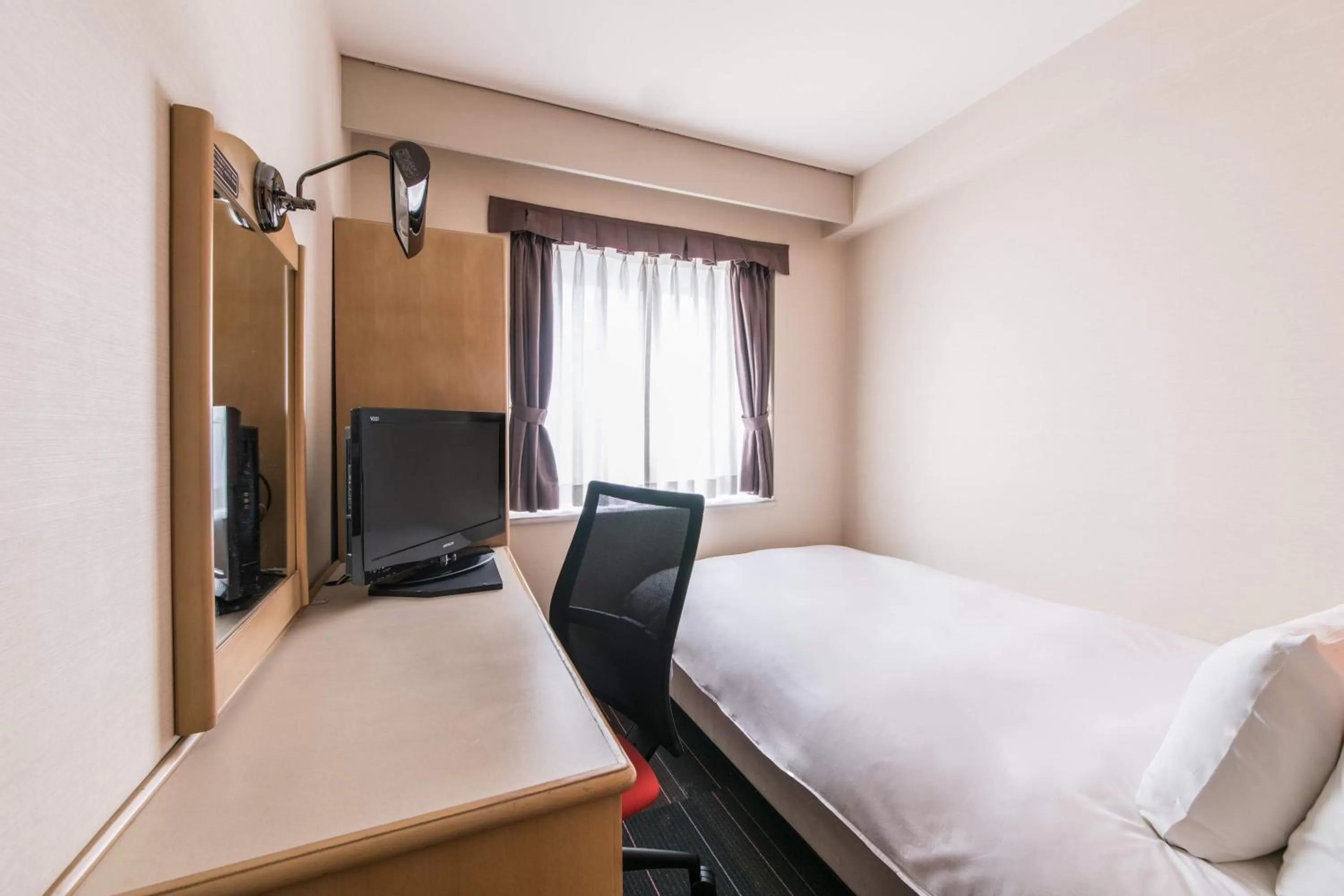 Small Double Room - single occupancy in the b suidobashi
