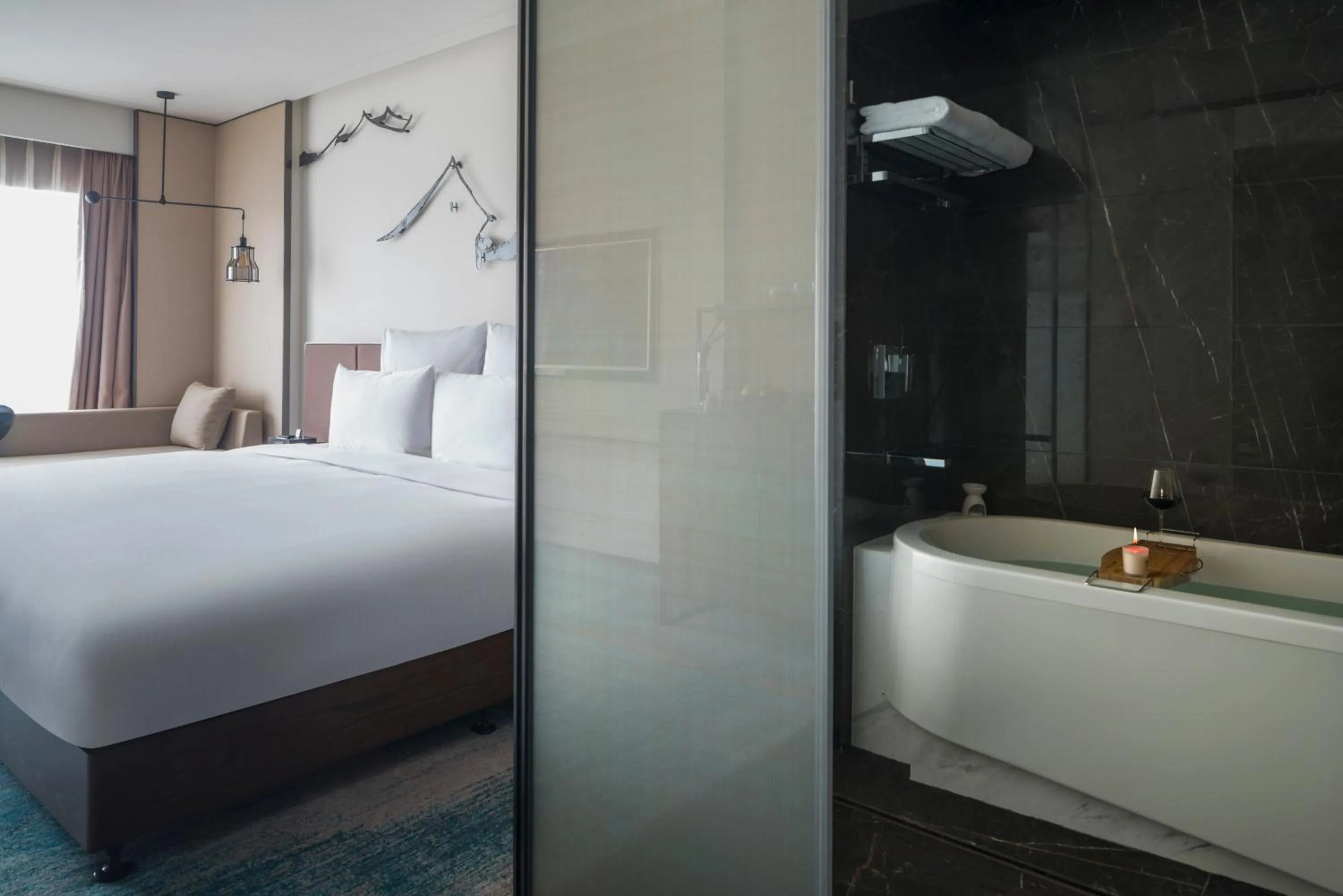Superior Twin Room in Pullman Zhouzhuang