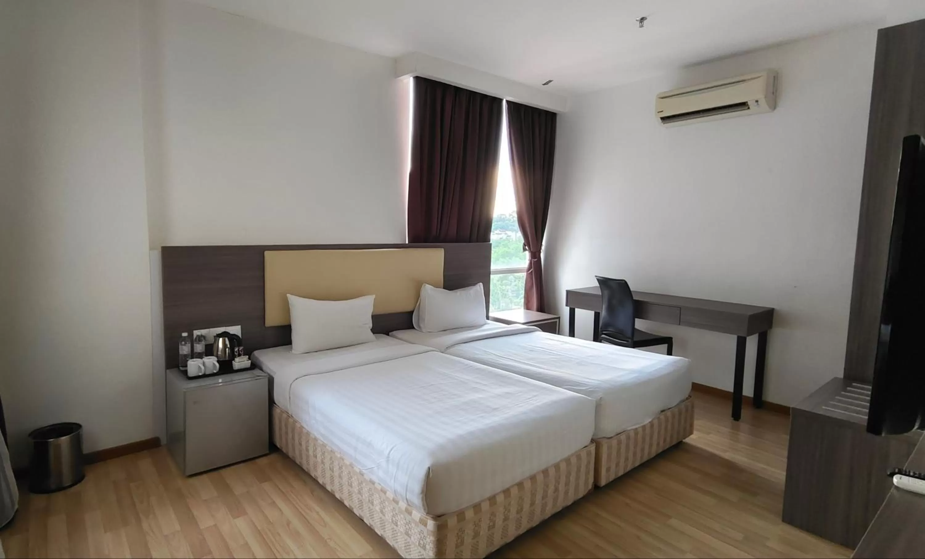 Superior Twin Room in Hotel MetraSquare