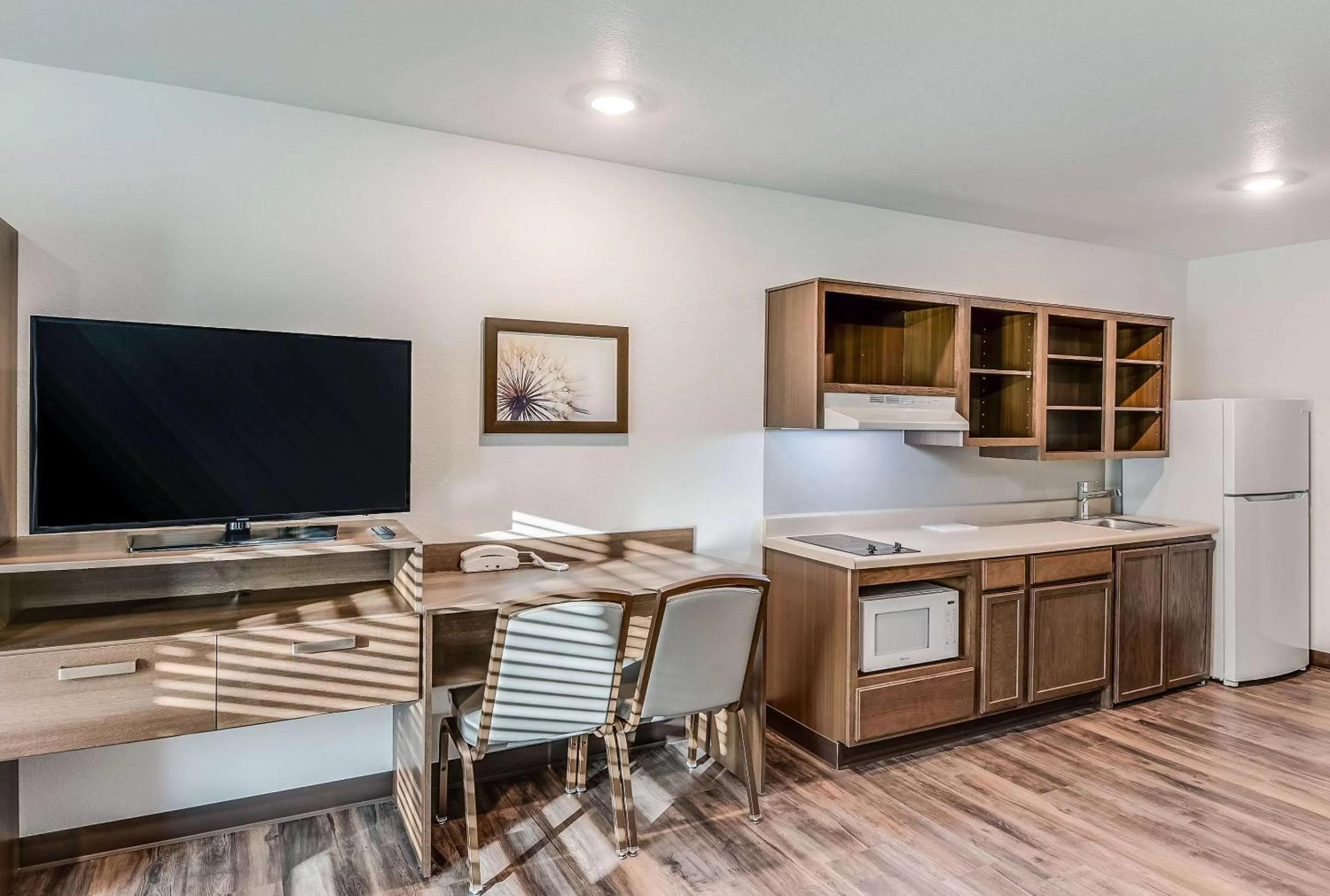 Standard King Room - single occupancy - Non-Smoking  in WoodSpring Suites West Des Moines