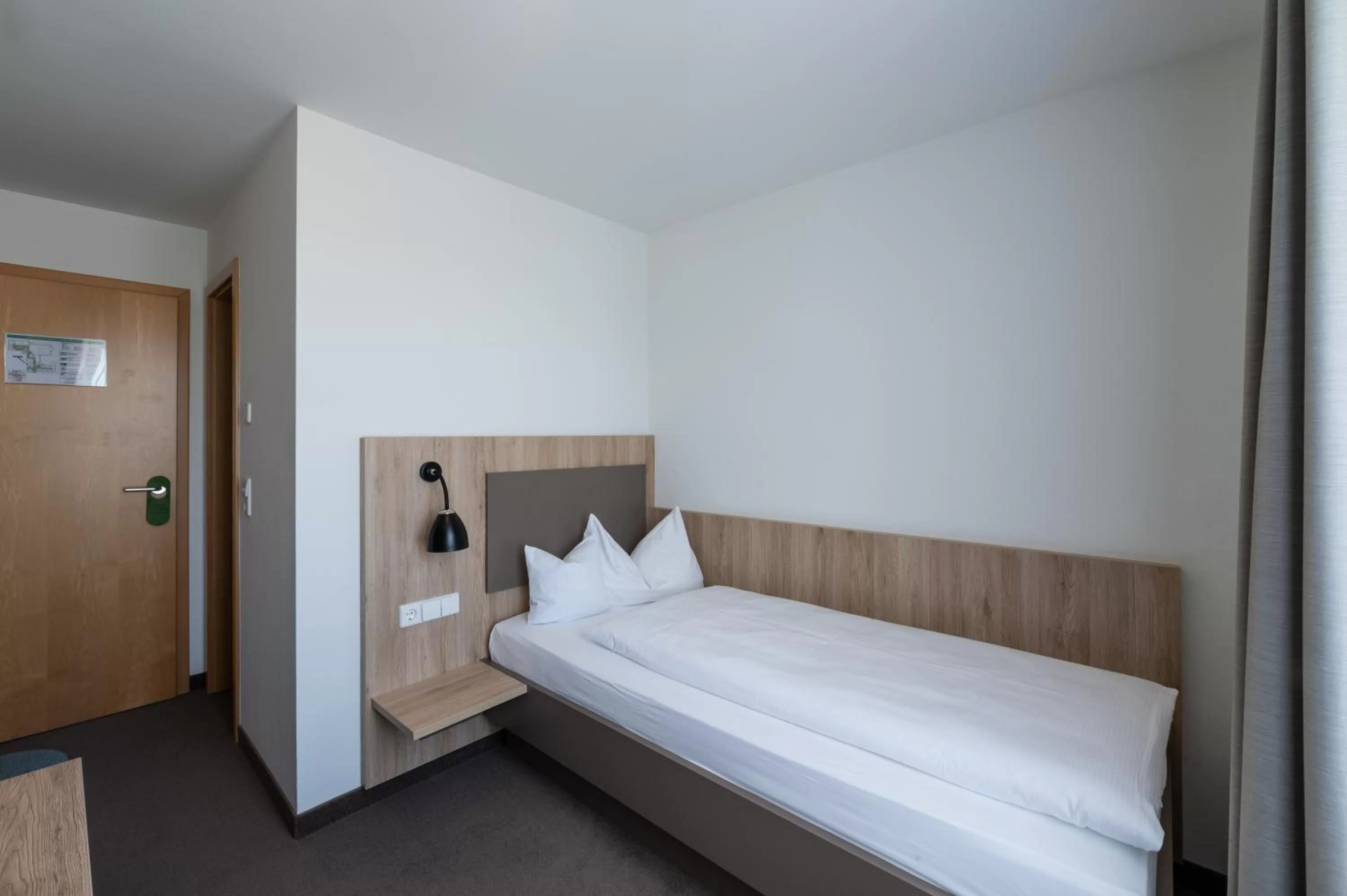 Economy Single Room - single occupancy in Landschloss Korntal