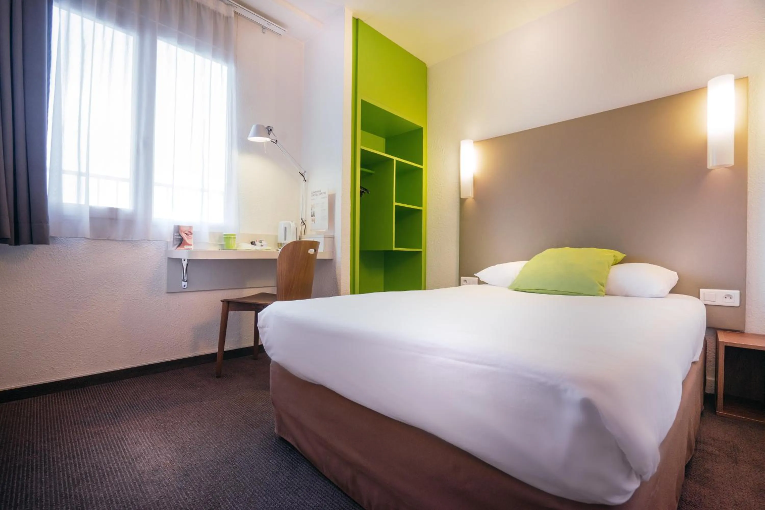Double Room in Campanile Créteil Centre