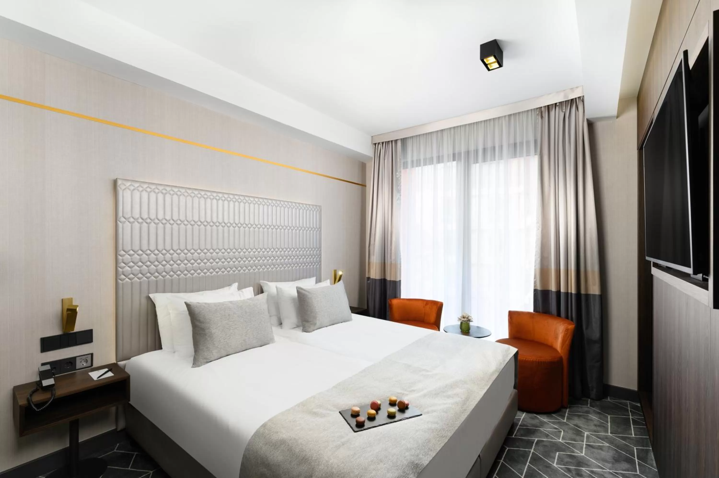 Superior Double Room in Emerald Hotel by Continental Group
