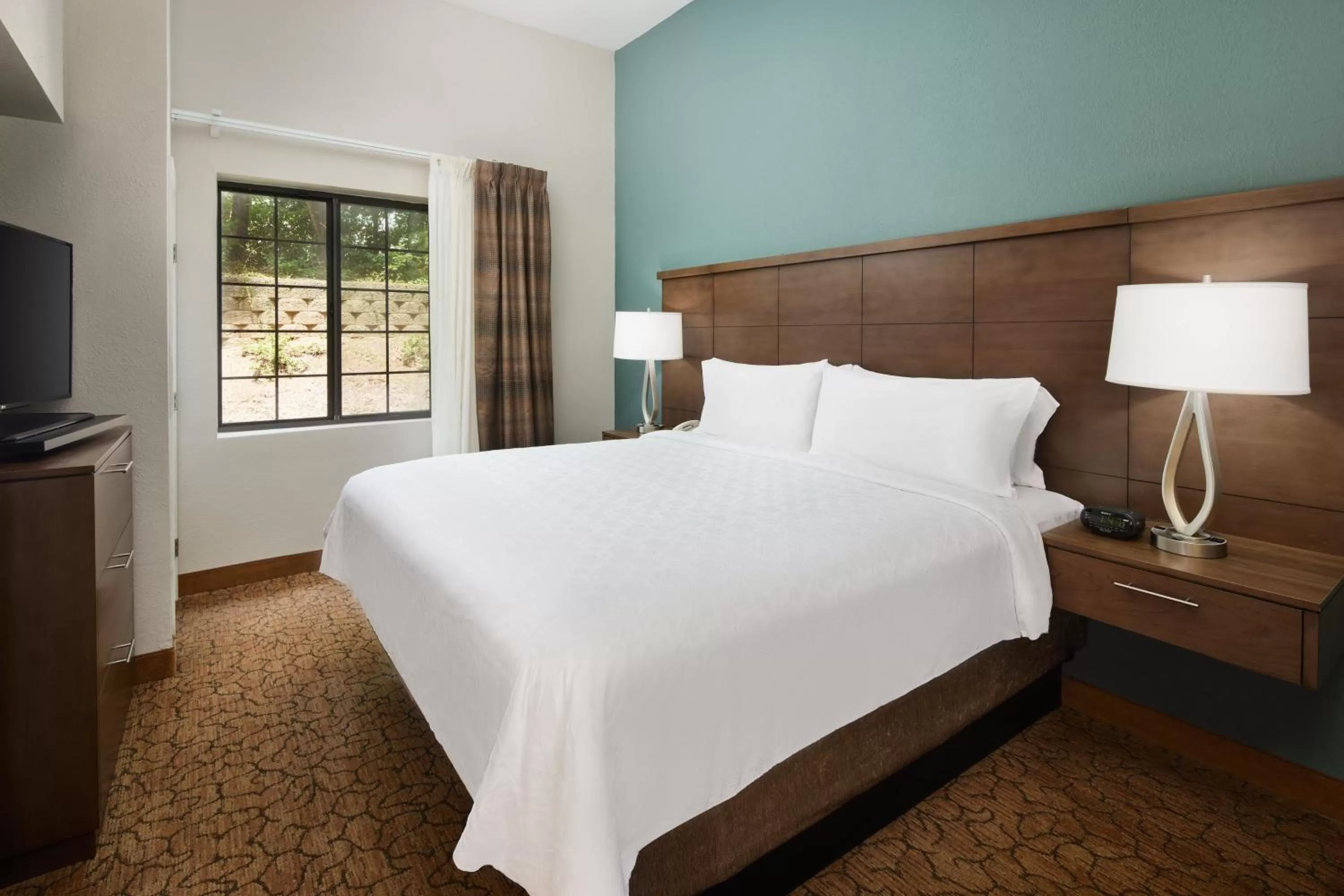 One Bedroom Suite with One Queen Bed in Staybridge Suites Of Durham - Chapel Hill - RTP by IHG