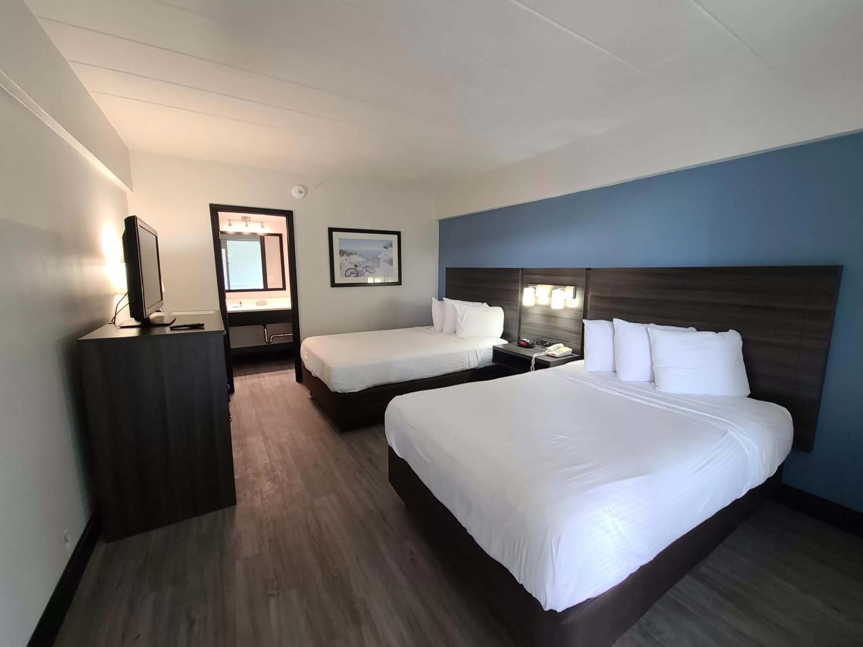 Room with Two Double Beds in SureStay Hotel by Best Western Virginia Beach Royal Clipper
