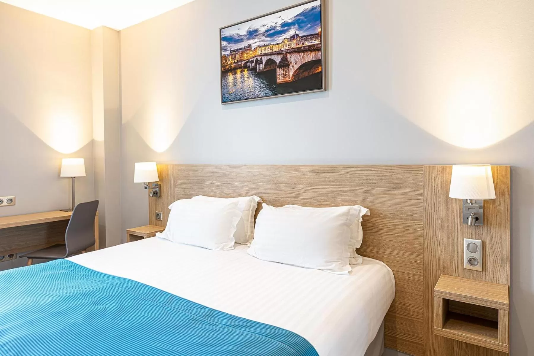 Classic Room with Courtyard View in Paris d'Issy Hôtel Porte de Versailles