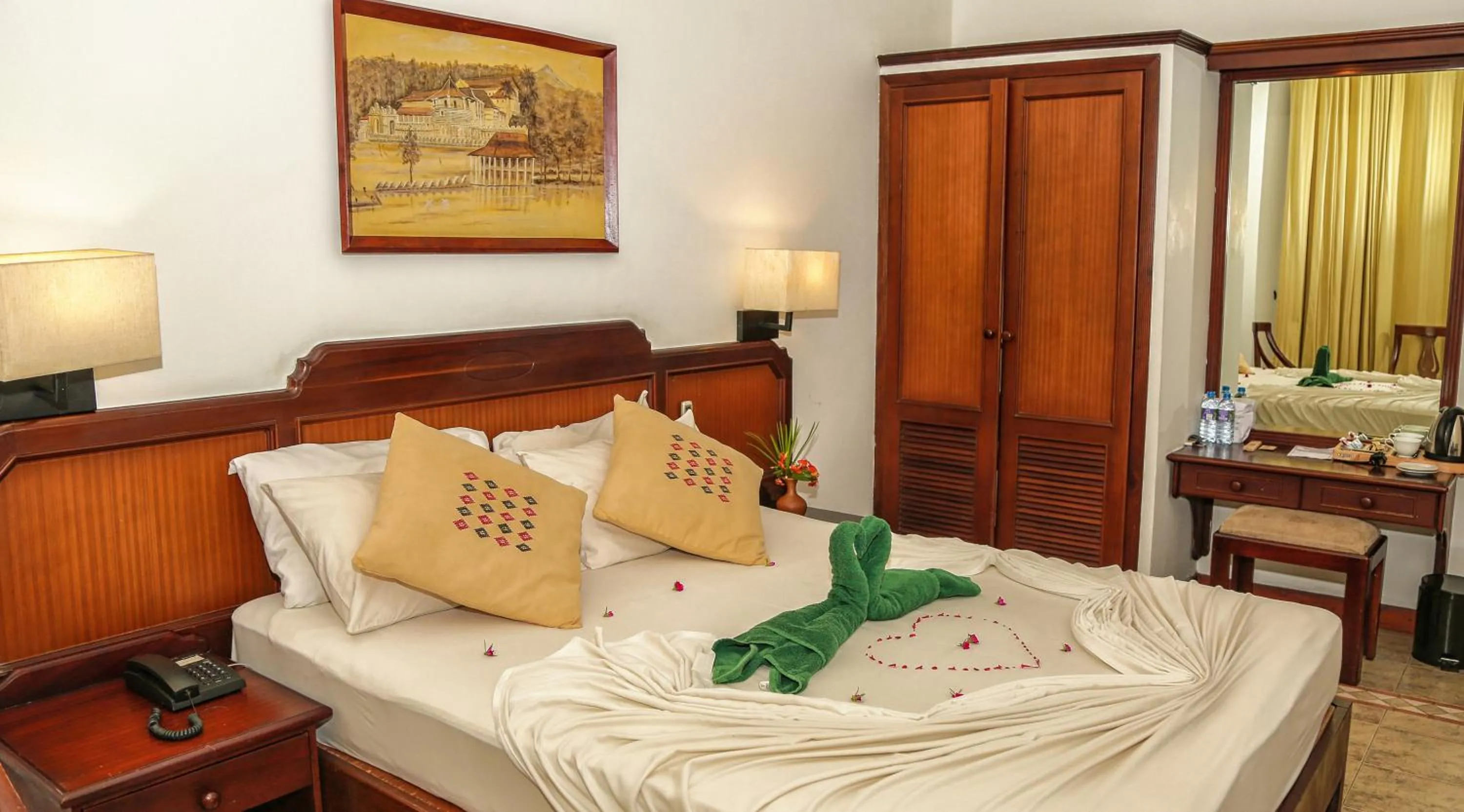 Standard Double Room - single occupancy in Senani Hotel
