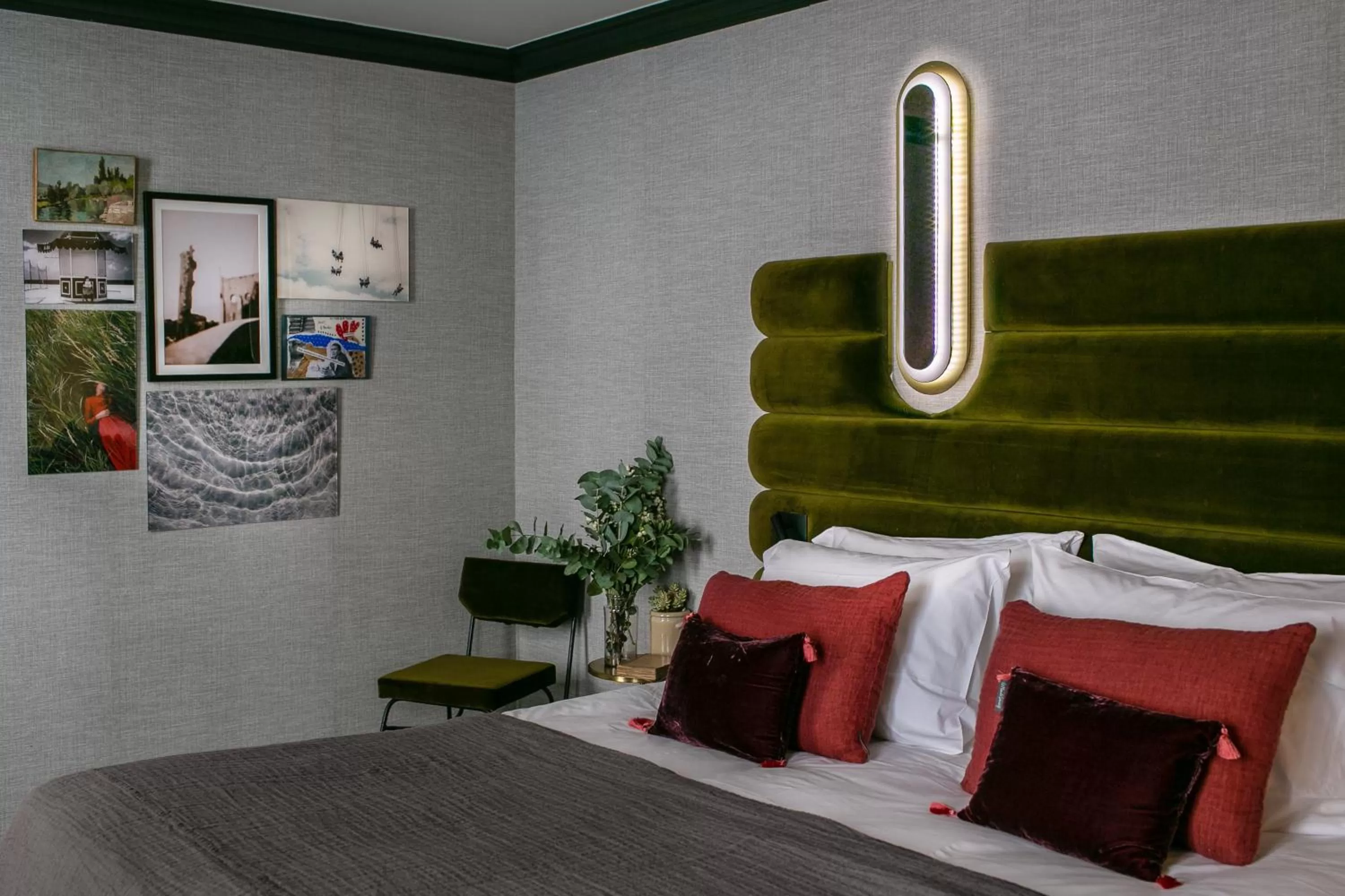 Deluxe Triple Room in La Planque Hotel