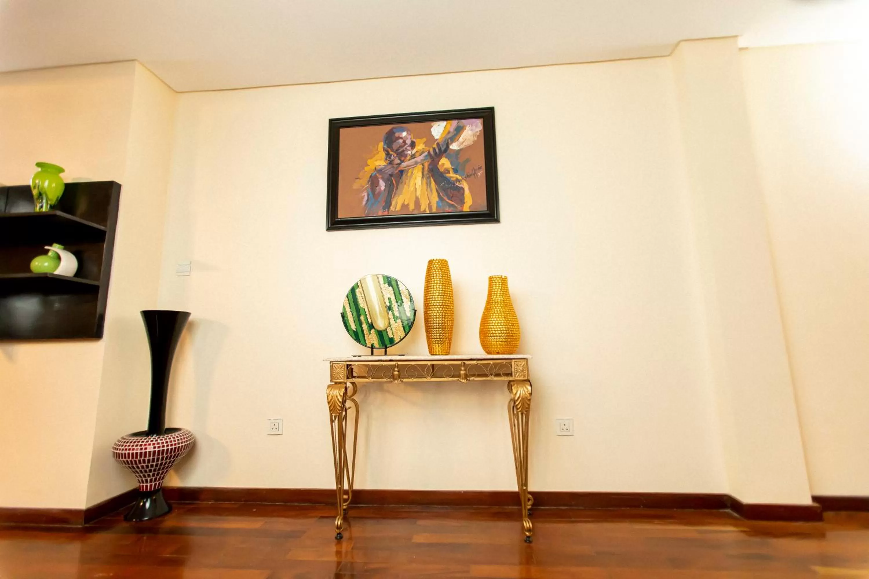 Two-Bedroom King Penthouse Apartment with Kitchen and Private Garden Balcony - Non-Smoking in Best Western Premier Accra Airport Hotel