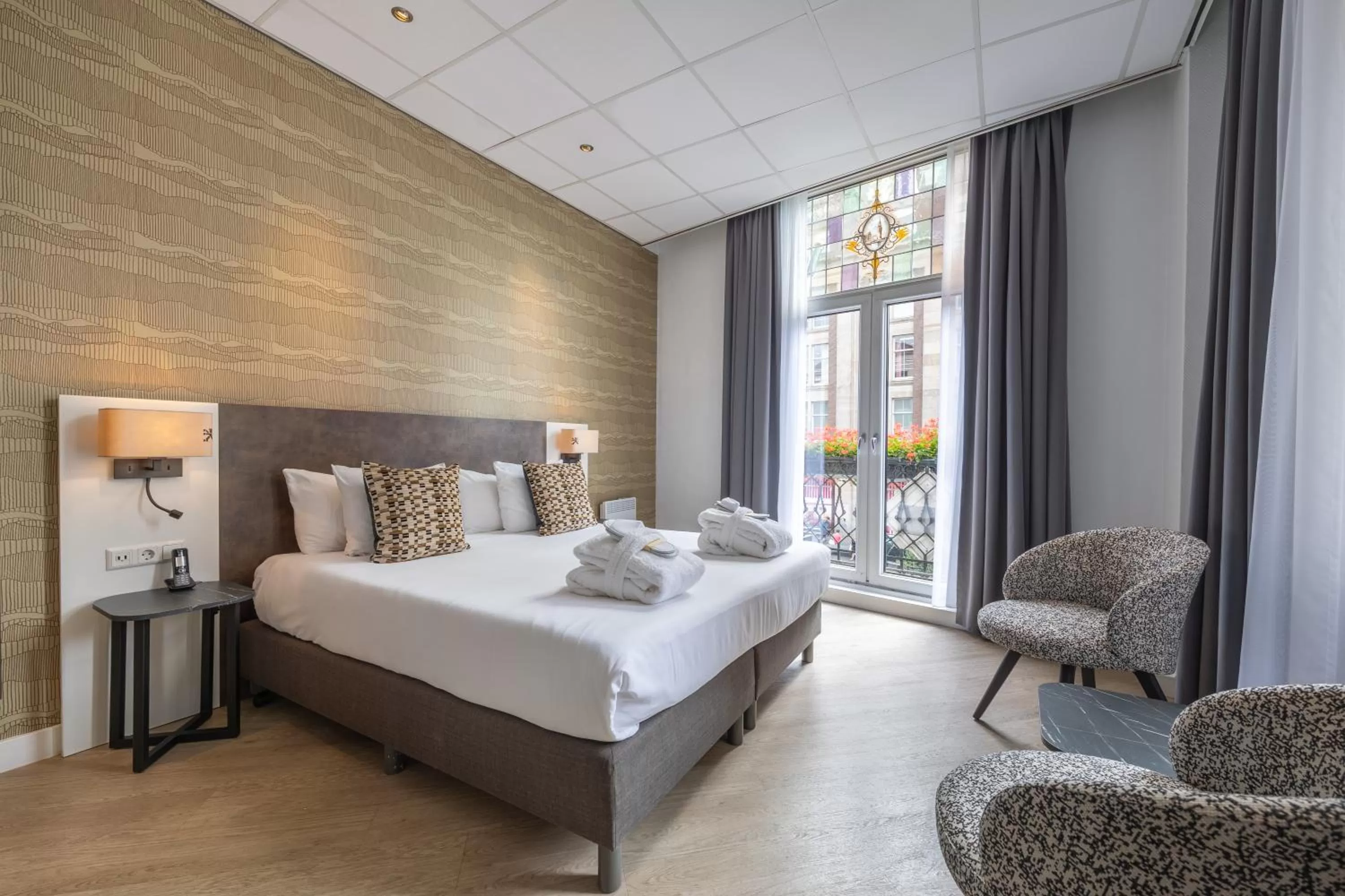 Superior Double or Twin Room with City View  in Hotel Amsterdam De Roode Leeuw