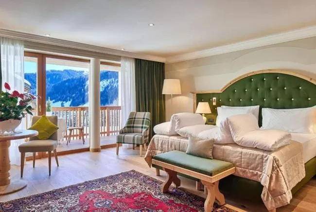 Deluxe Double Room in Hotel Sassongher