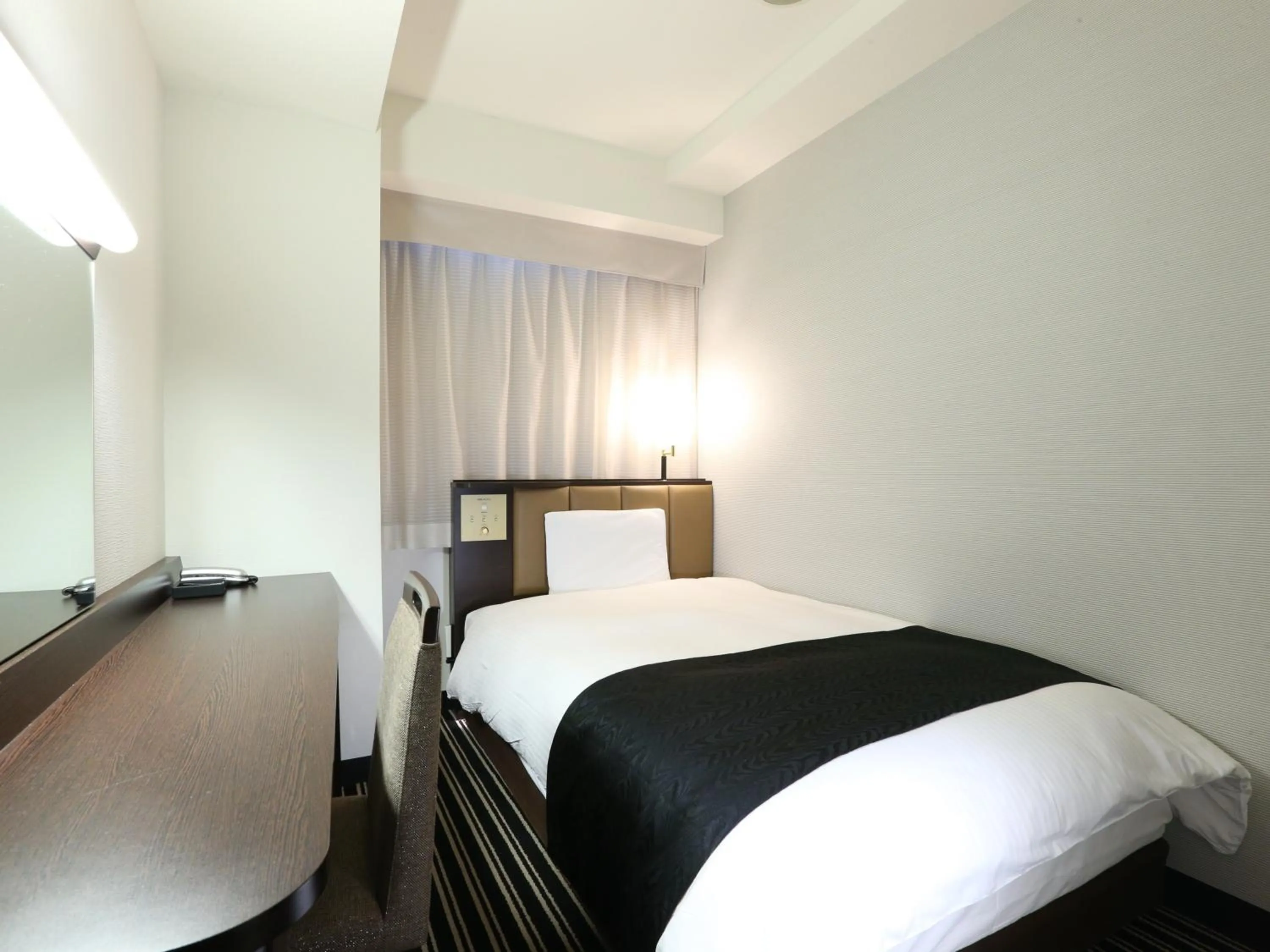 Single Room - Smoking in APA Hotel Mita Ekimae