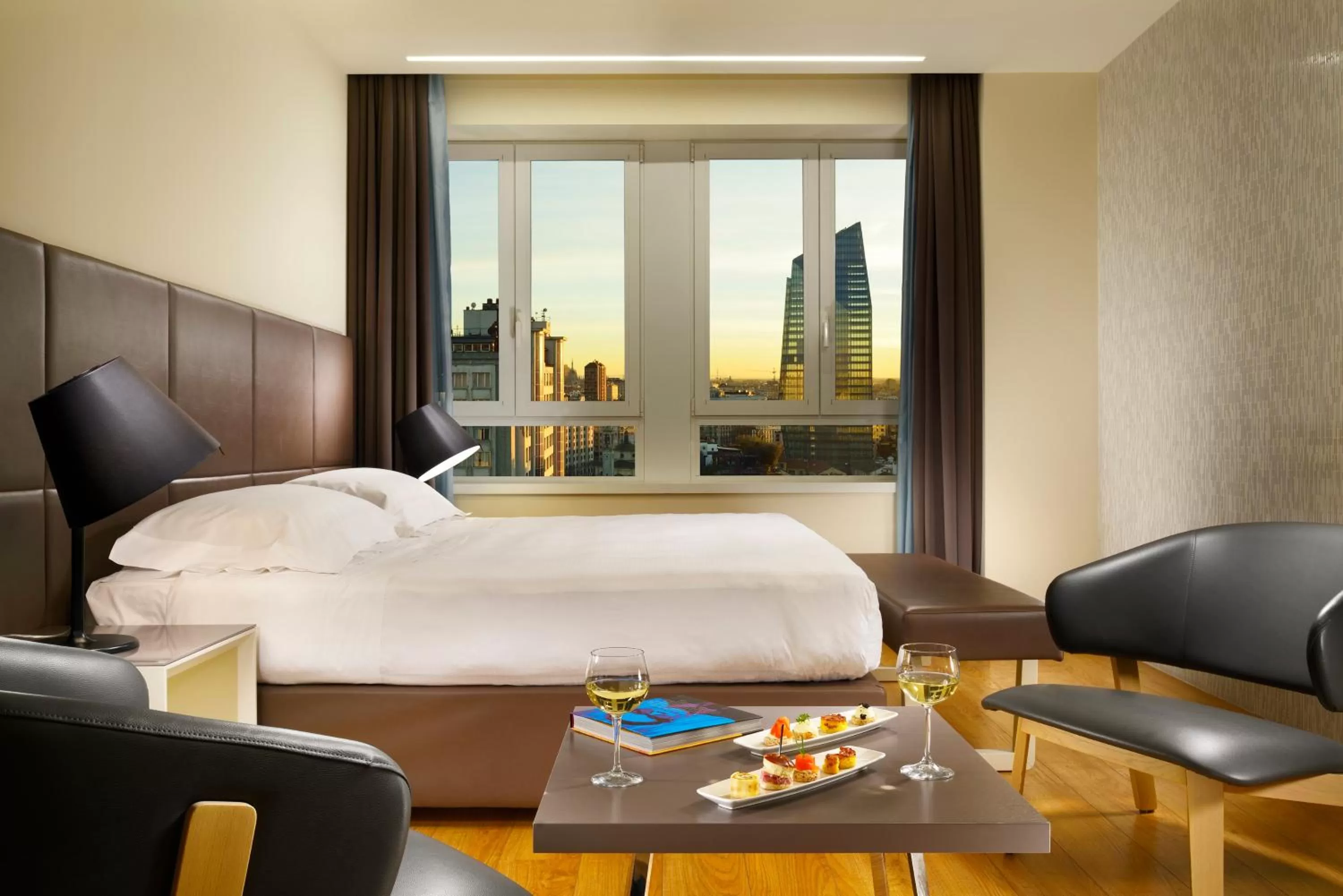 Superior Junior Suite Double in UNA Hotels Century Milano