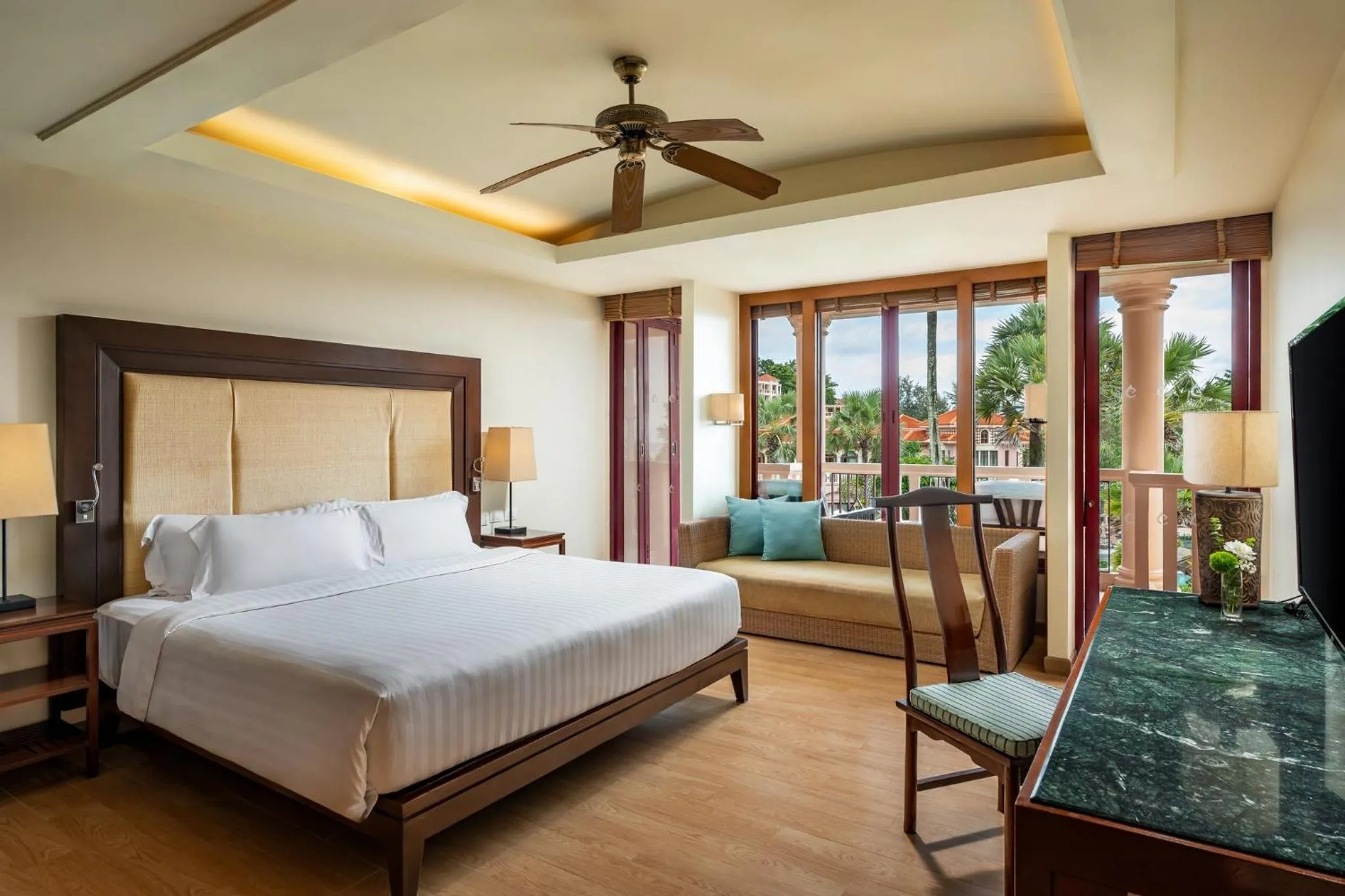 Deluxe Room - King in Centara Grand Beach Resort Phuket