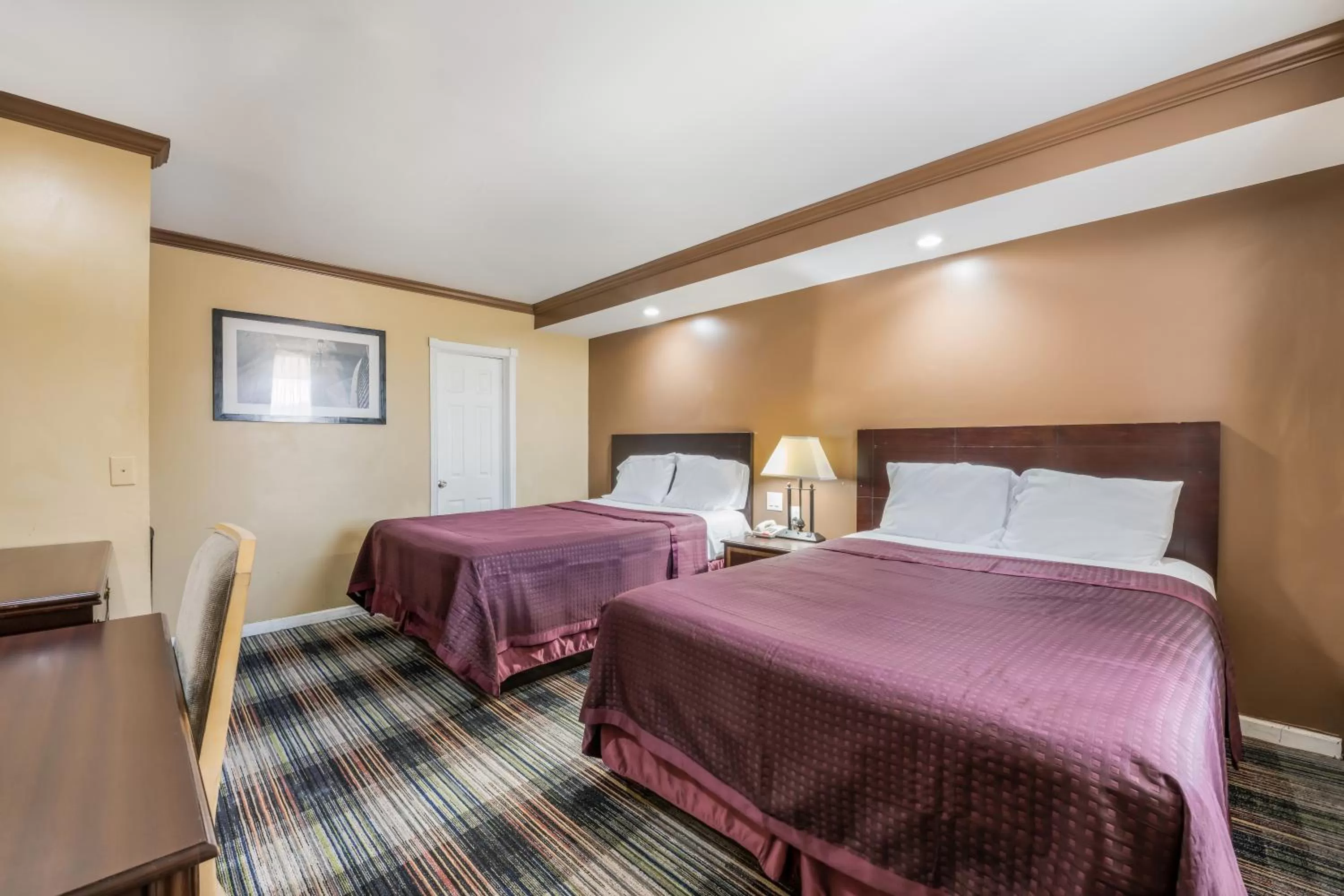 Two Queen Beds Non Smoking in Knights Inn Trevose