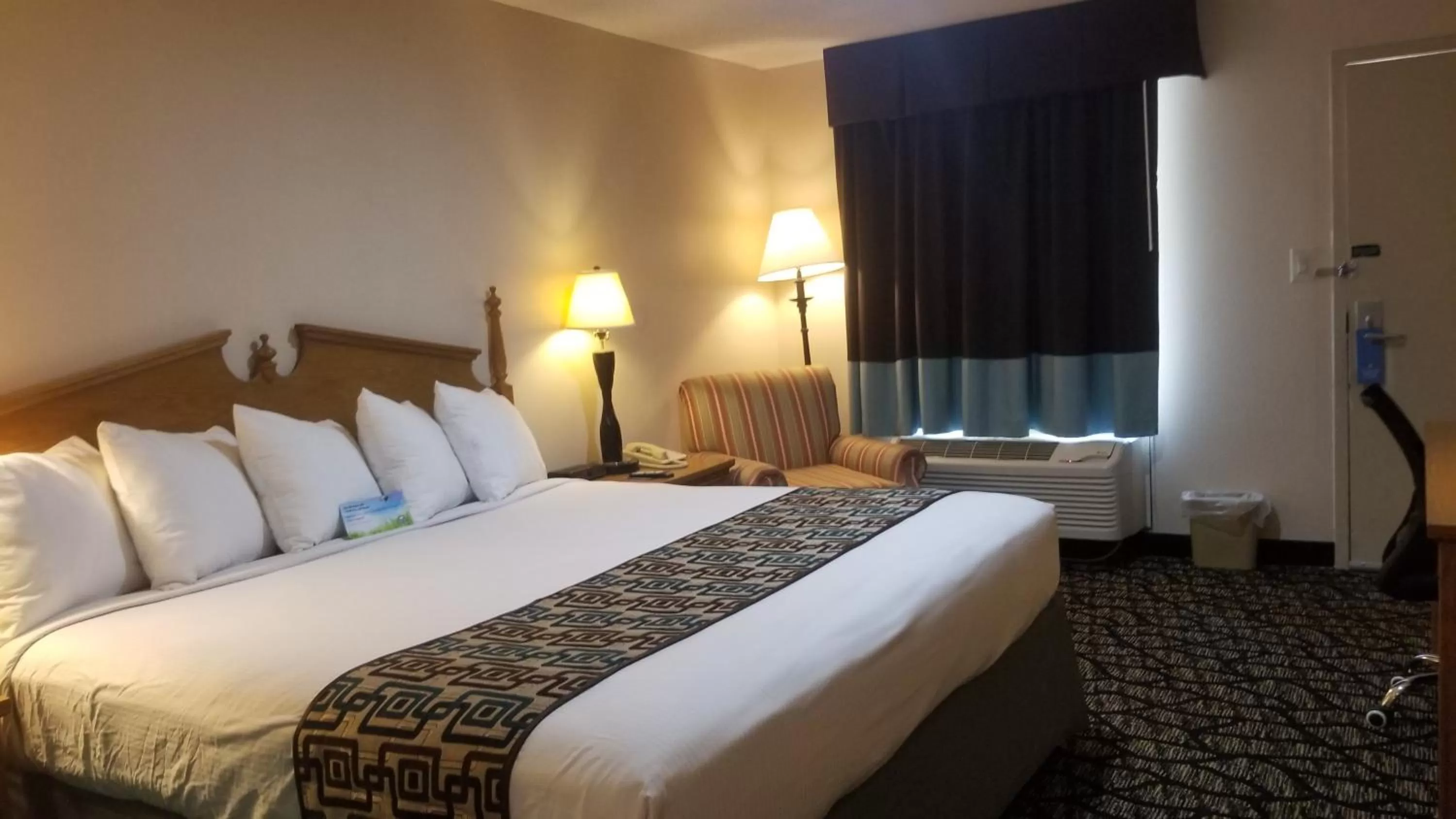 King Room - Non-Smoking in Days Inn by Wyndham Attalla