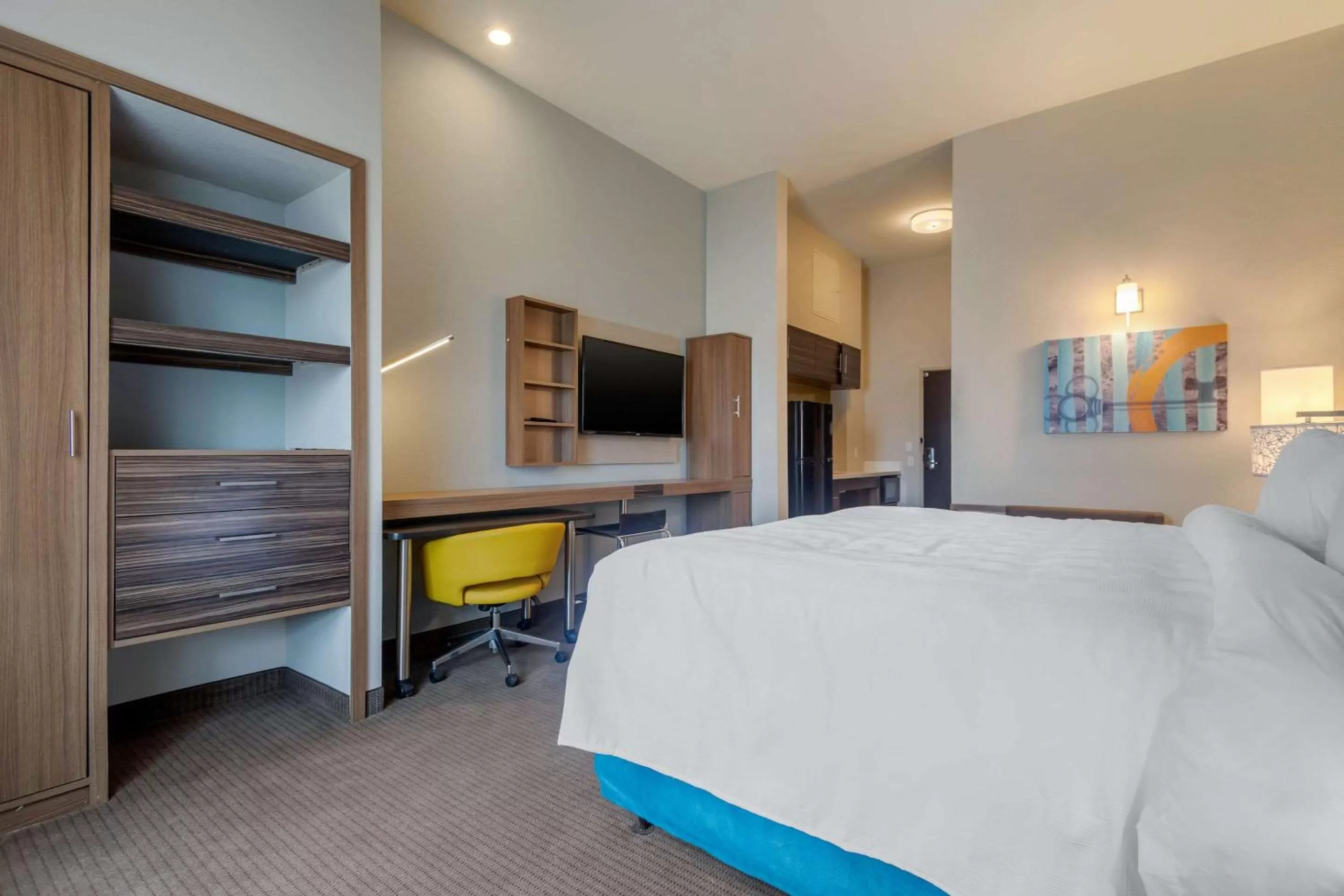 King Room - Non-Smoking in MainStay Suites Bricktown - near Medical Center