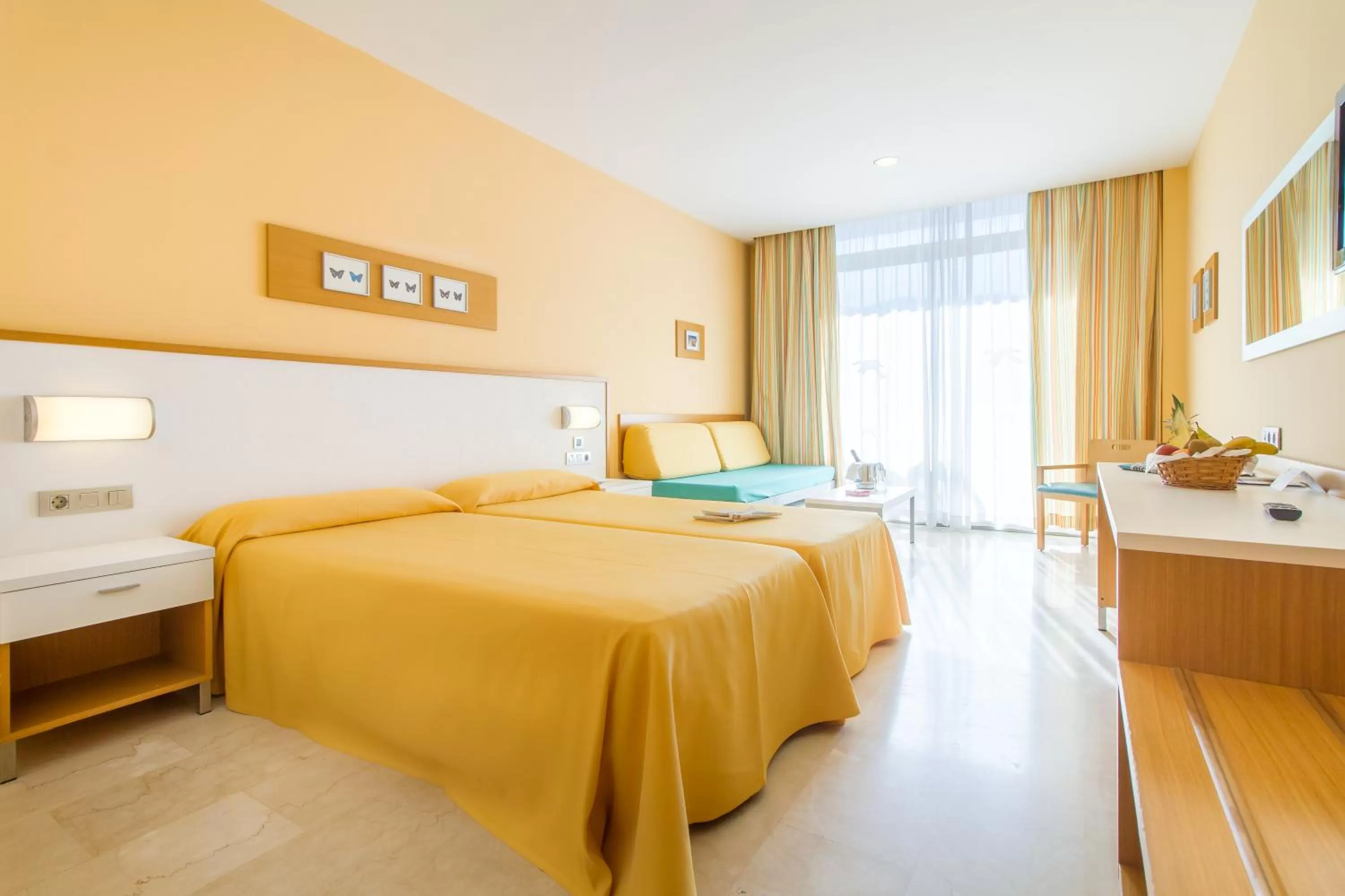 Double or Twin Room in Hotel Mediterraneo