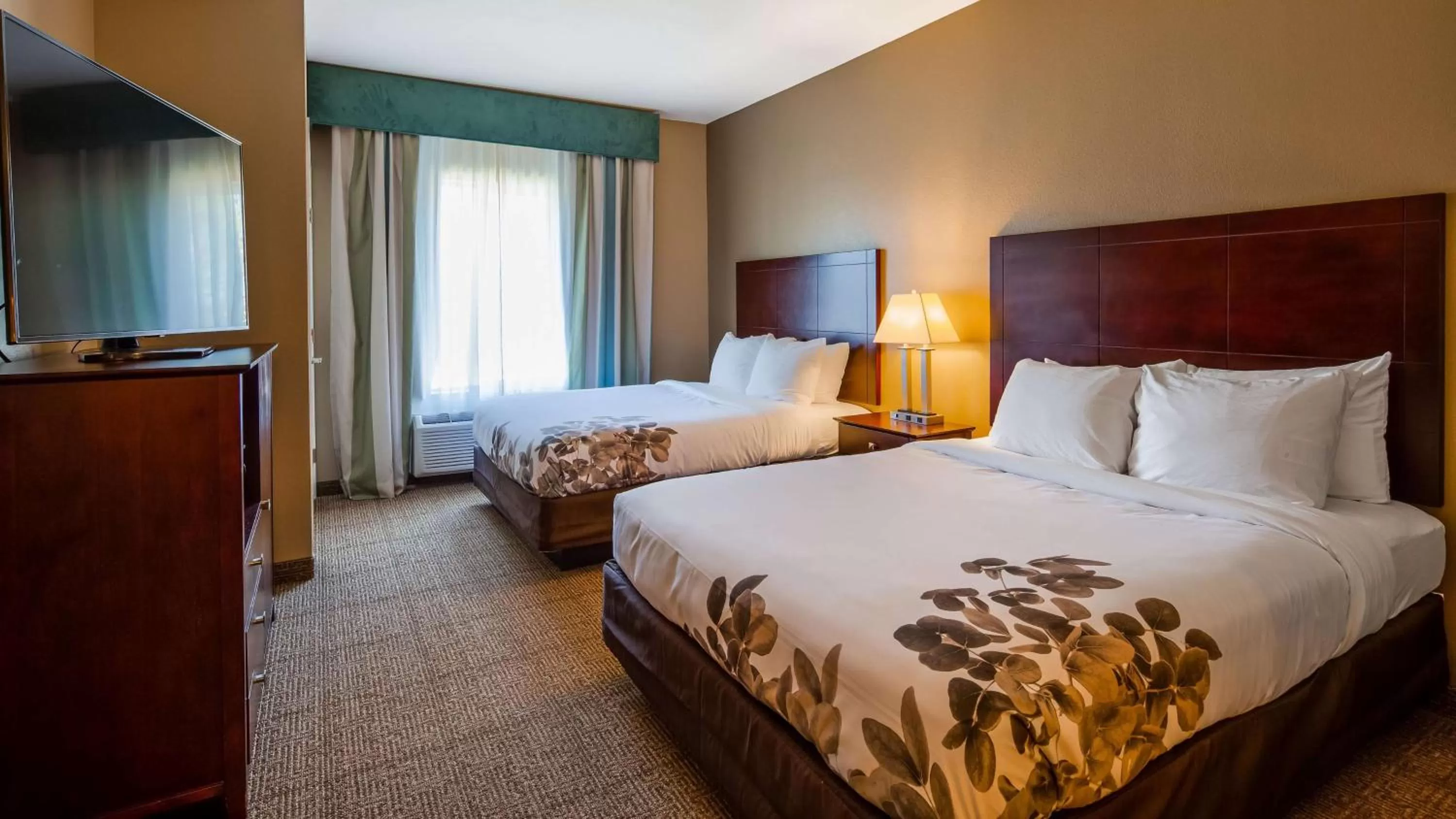 Queen Suite with Two Queen Beds - Disability Access in Best Western Dothan Inn & Suites