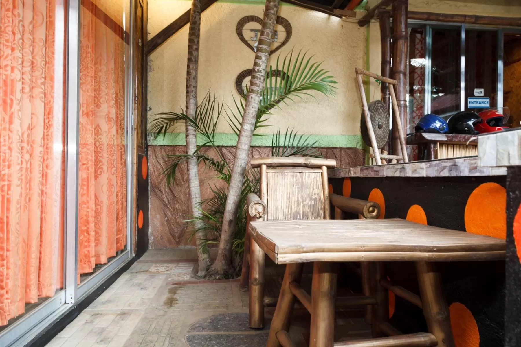 Deluxe Queen Room in Lala Panzi Bed and Breakfast