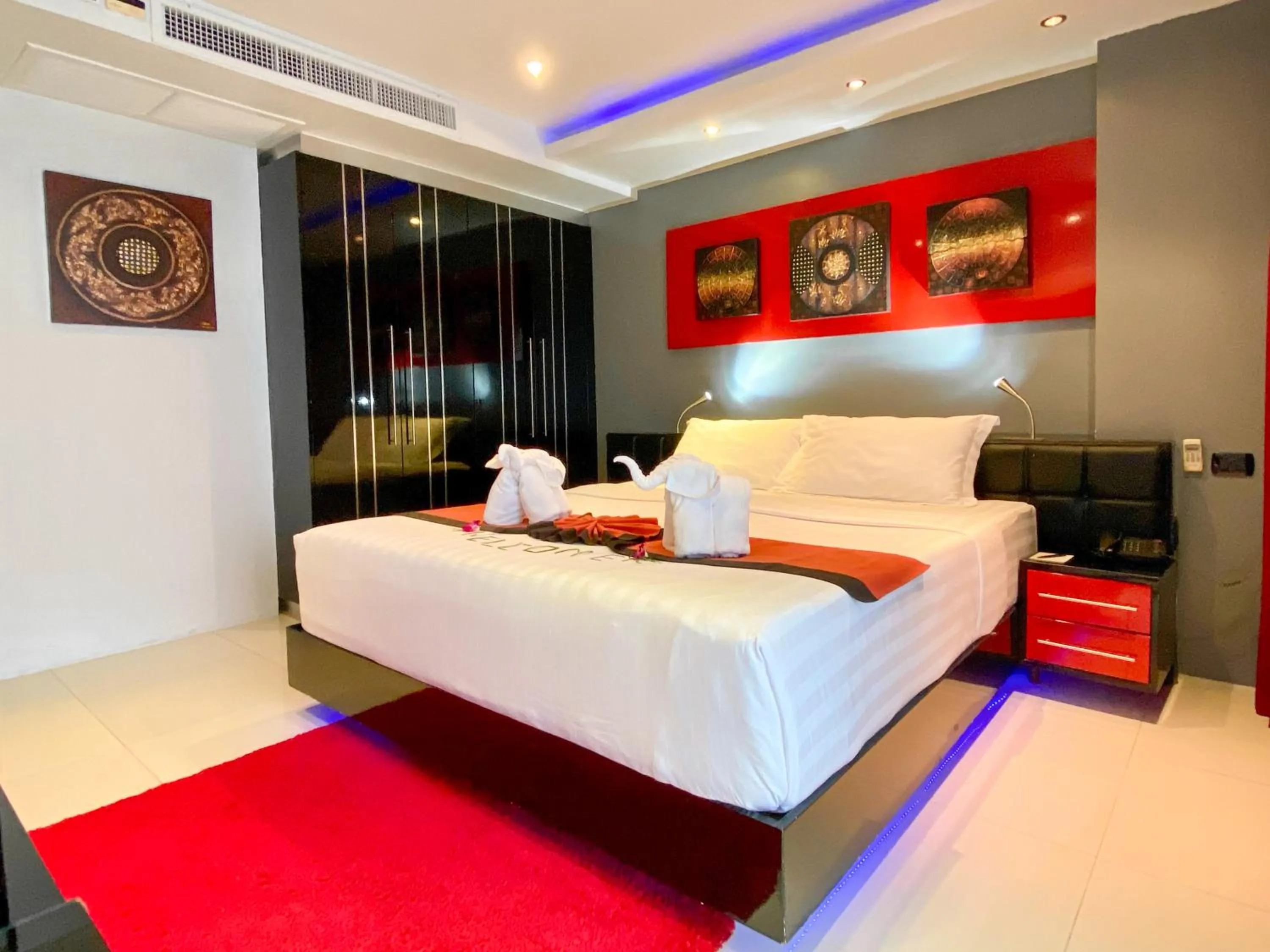 Penthouse Suite in Absolute Bangla Suites