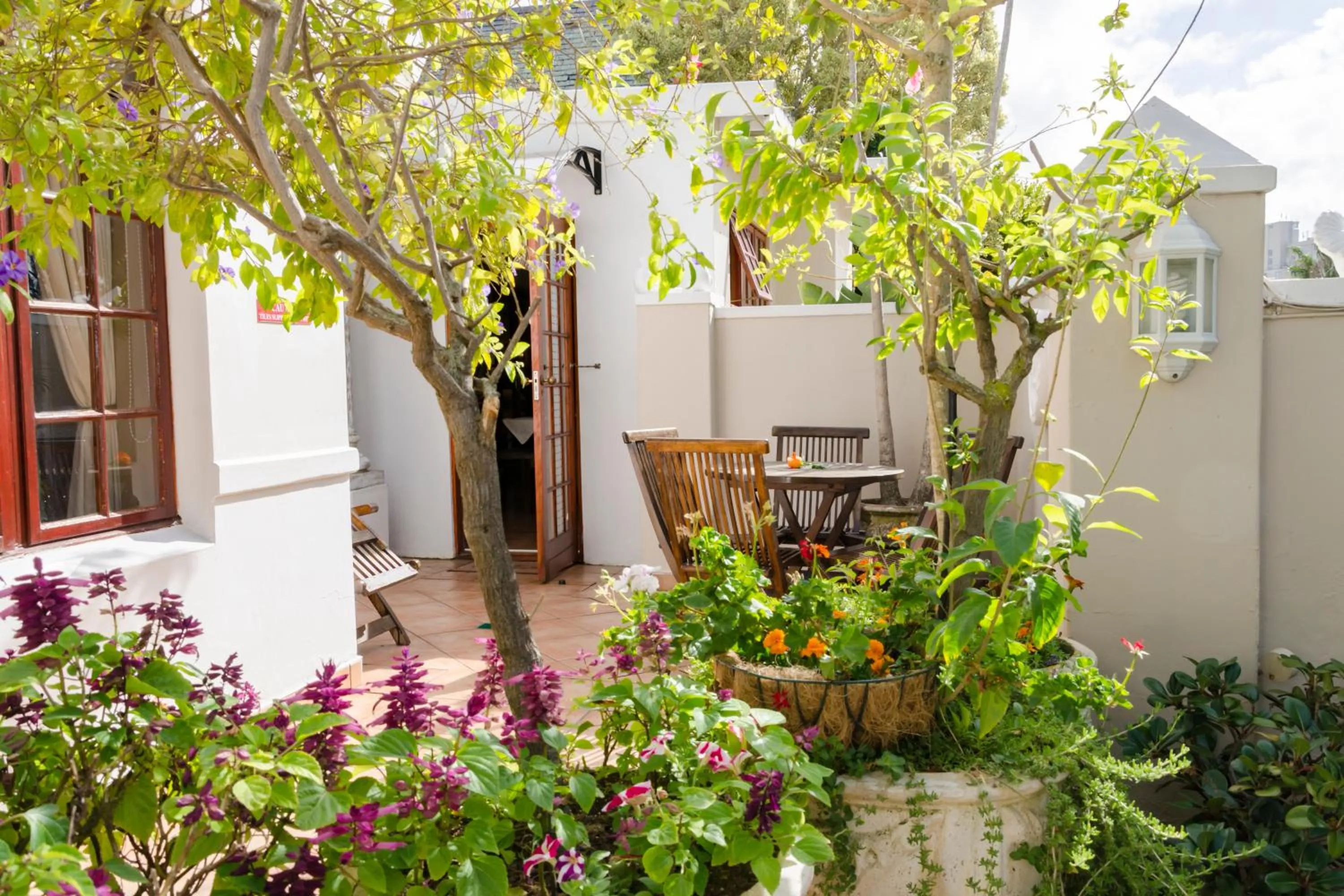 Family Room in Brighton Lodge - #Solar Energy #No Loadshedding