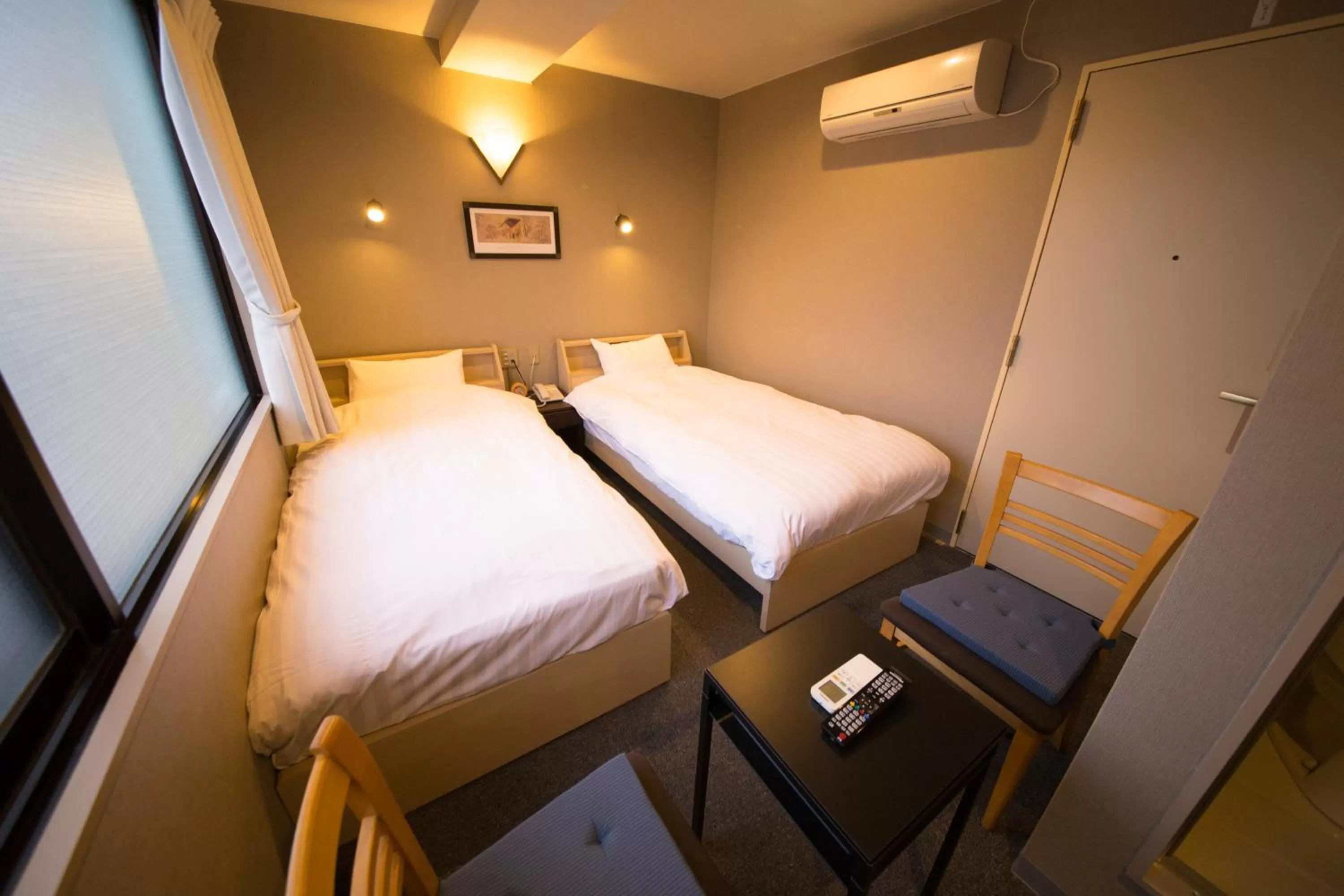 Standard Twin Room - Smoking in City Kaigetsu