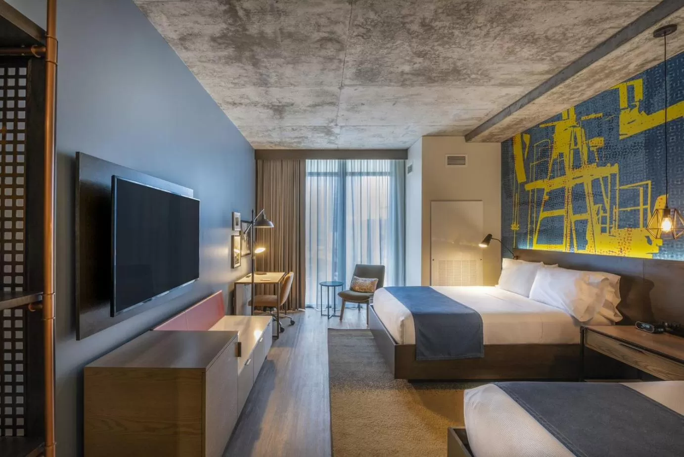 Queen Room with Two Queen Beds - Hearing Accessible/Non-Smoking in Hotel Indigo Tulsa DWTN/Entertainment Area