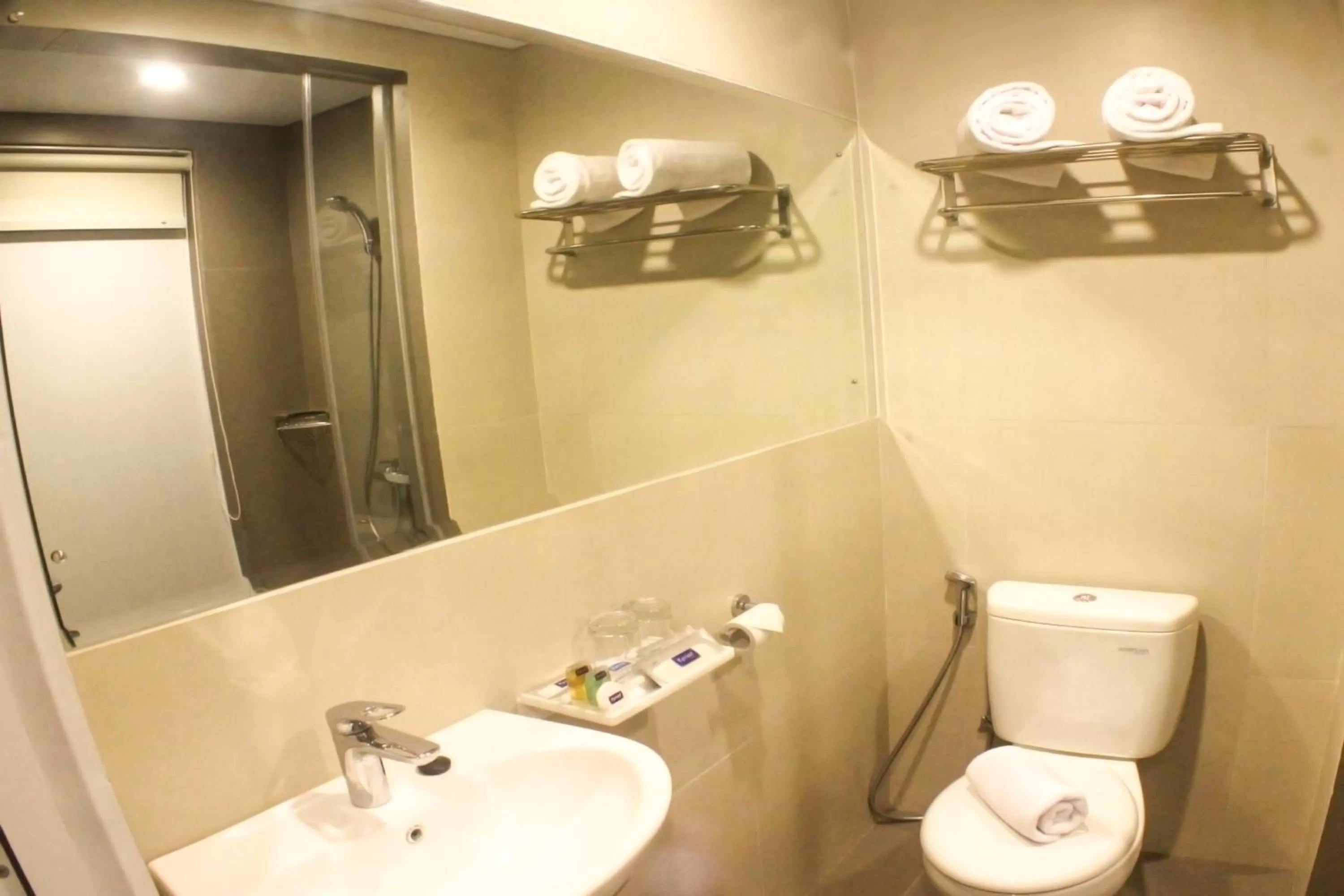 Deluxe Double Room in Kyriad Fatmawati Jakarta