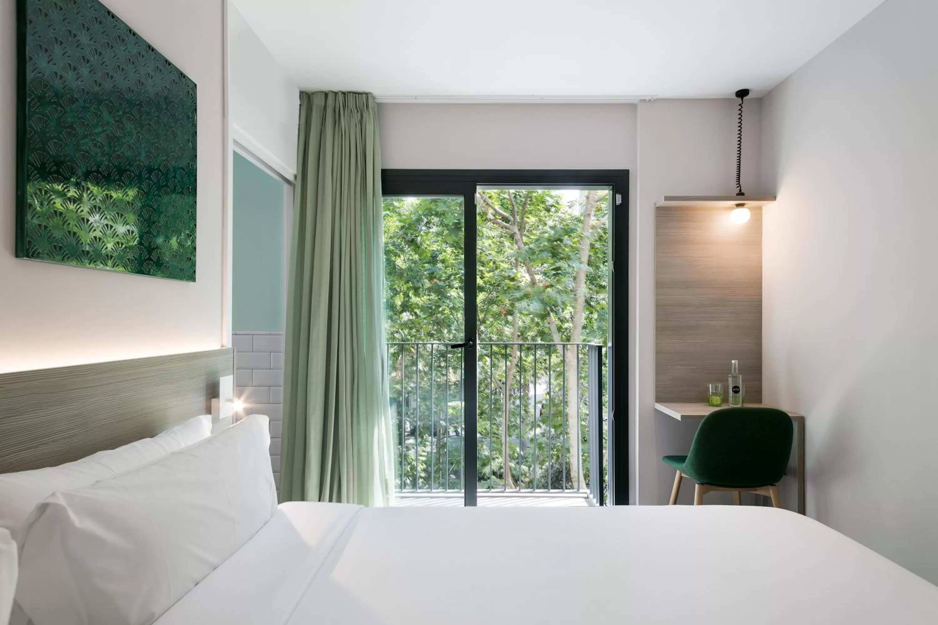 Double Room in Niu Barcelona Hotel