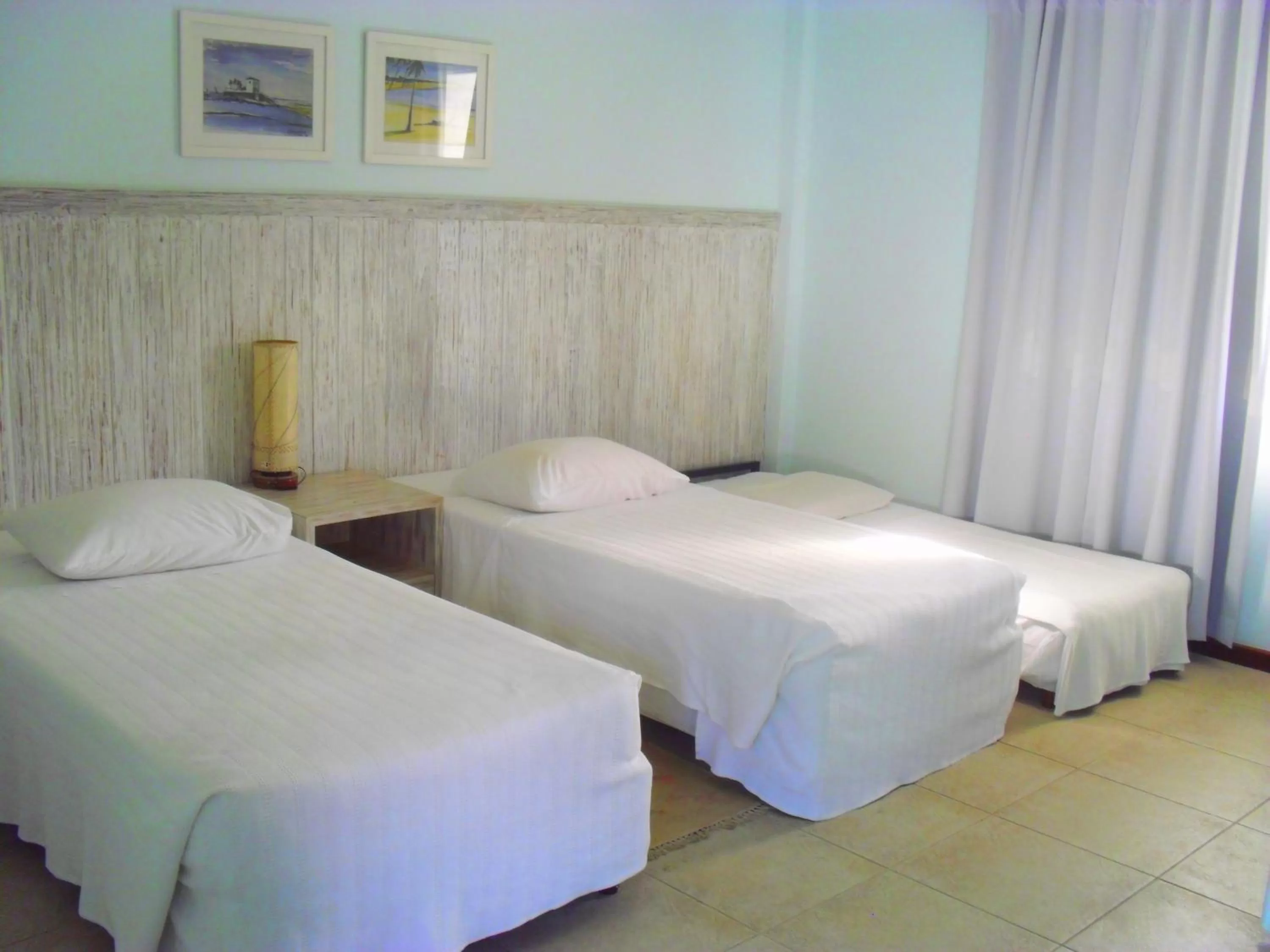 Superior Triple Room in Farol de Itapuã Praia Hotel