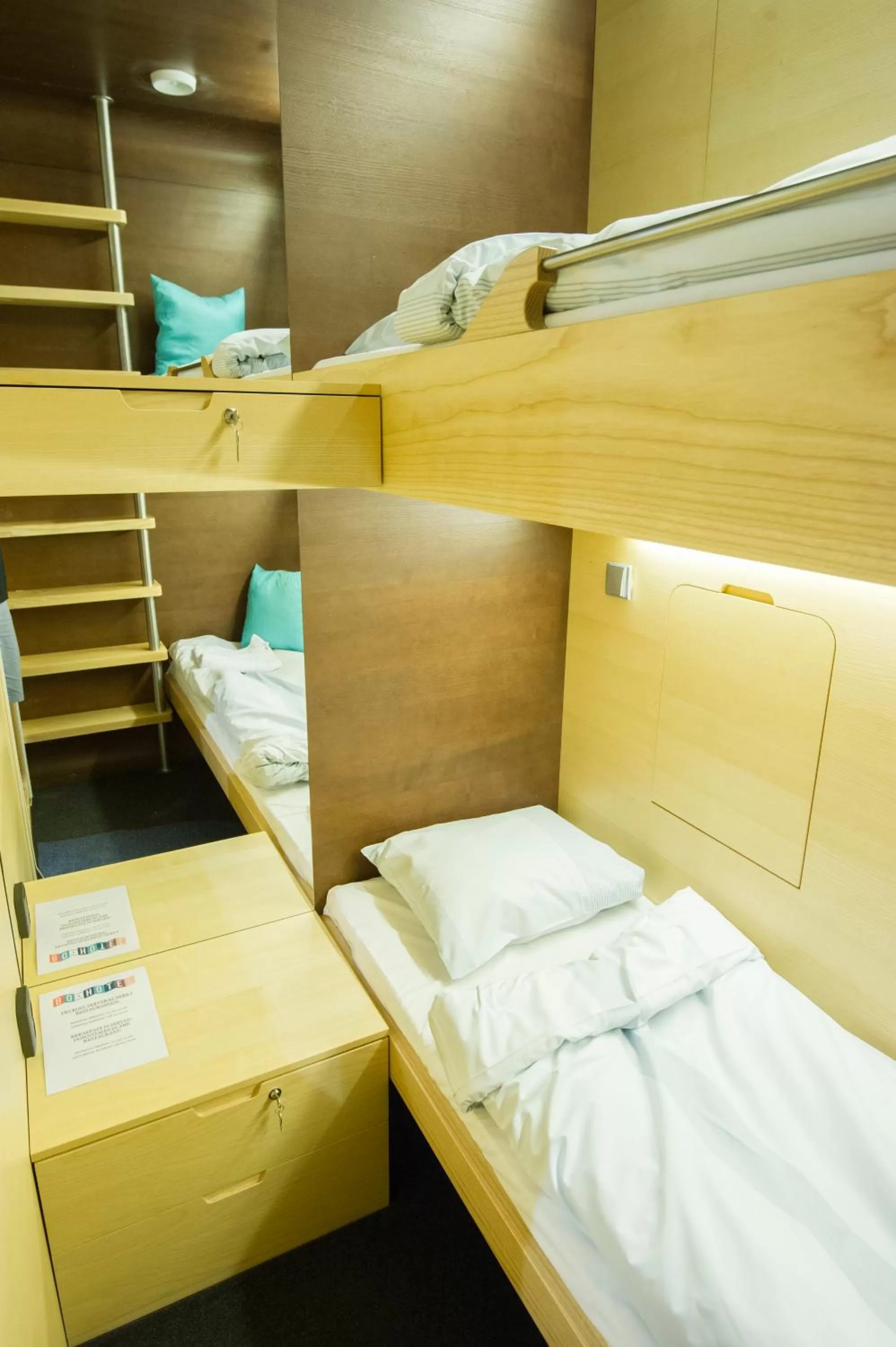 Sleep Box in Bo Hotel