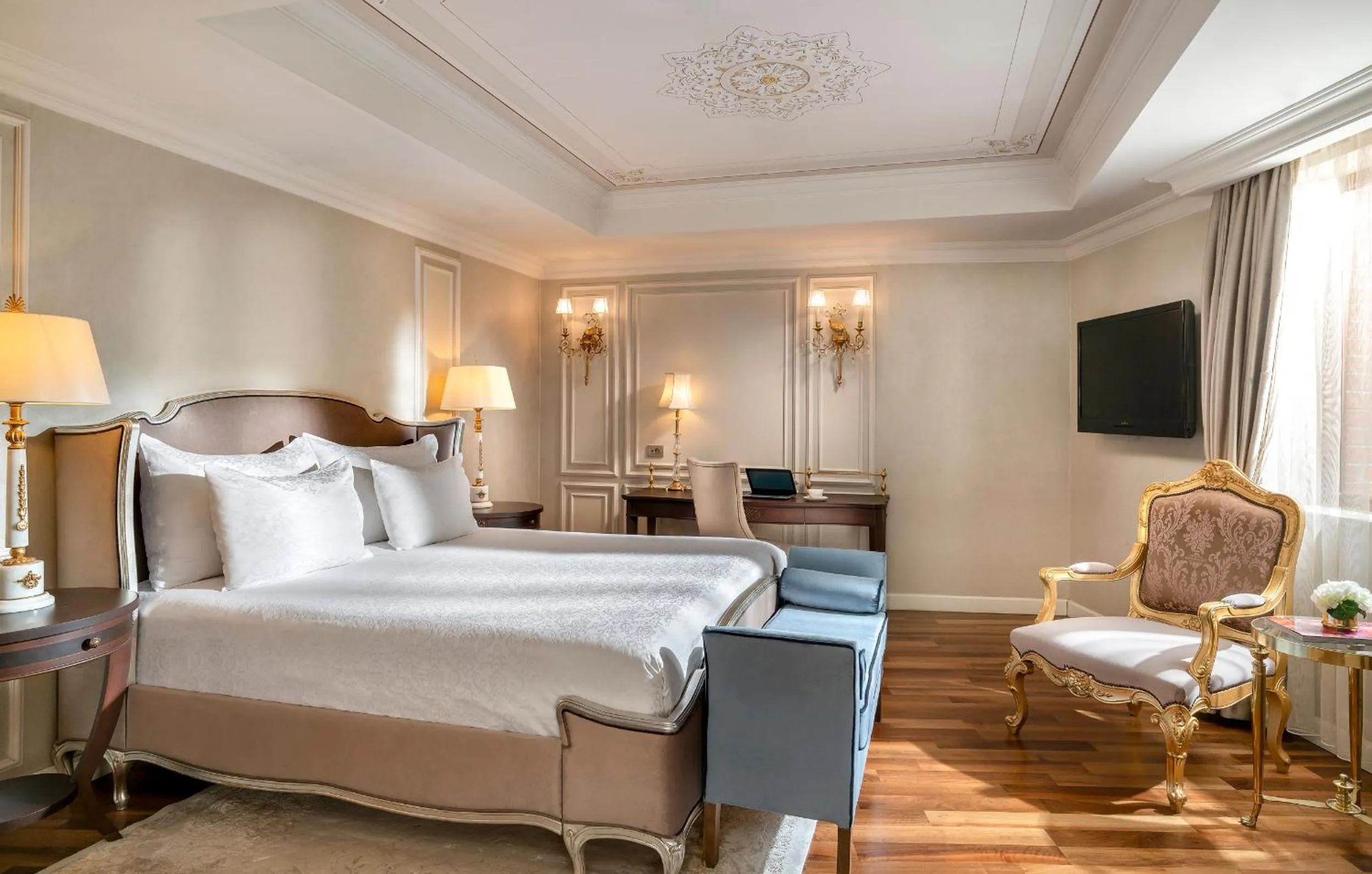 One-Bedroom Suite in Rixos Pera Istanbul