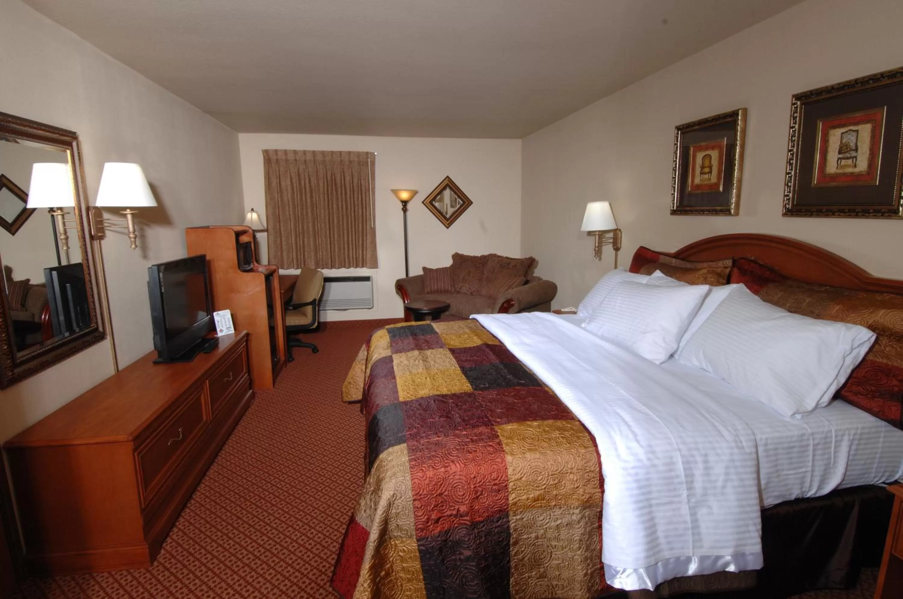 King Room in All American Inn & Suites Branson