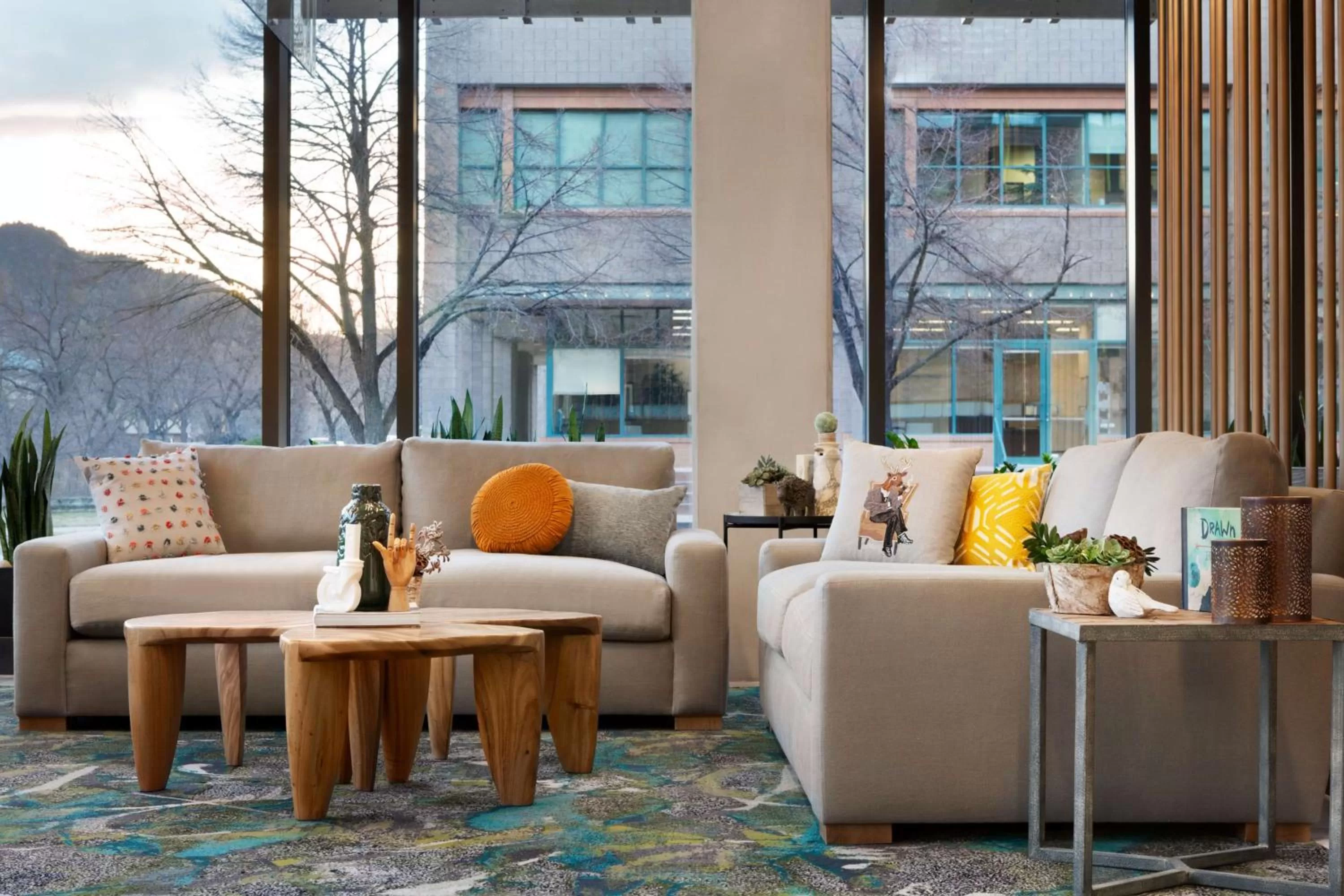 Lobby or reception in Embassy Suites By Hilton Boulder