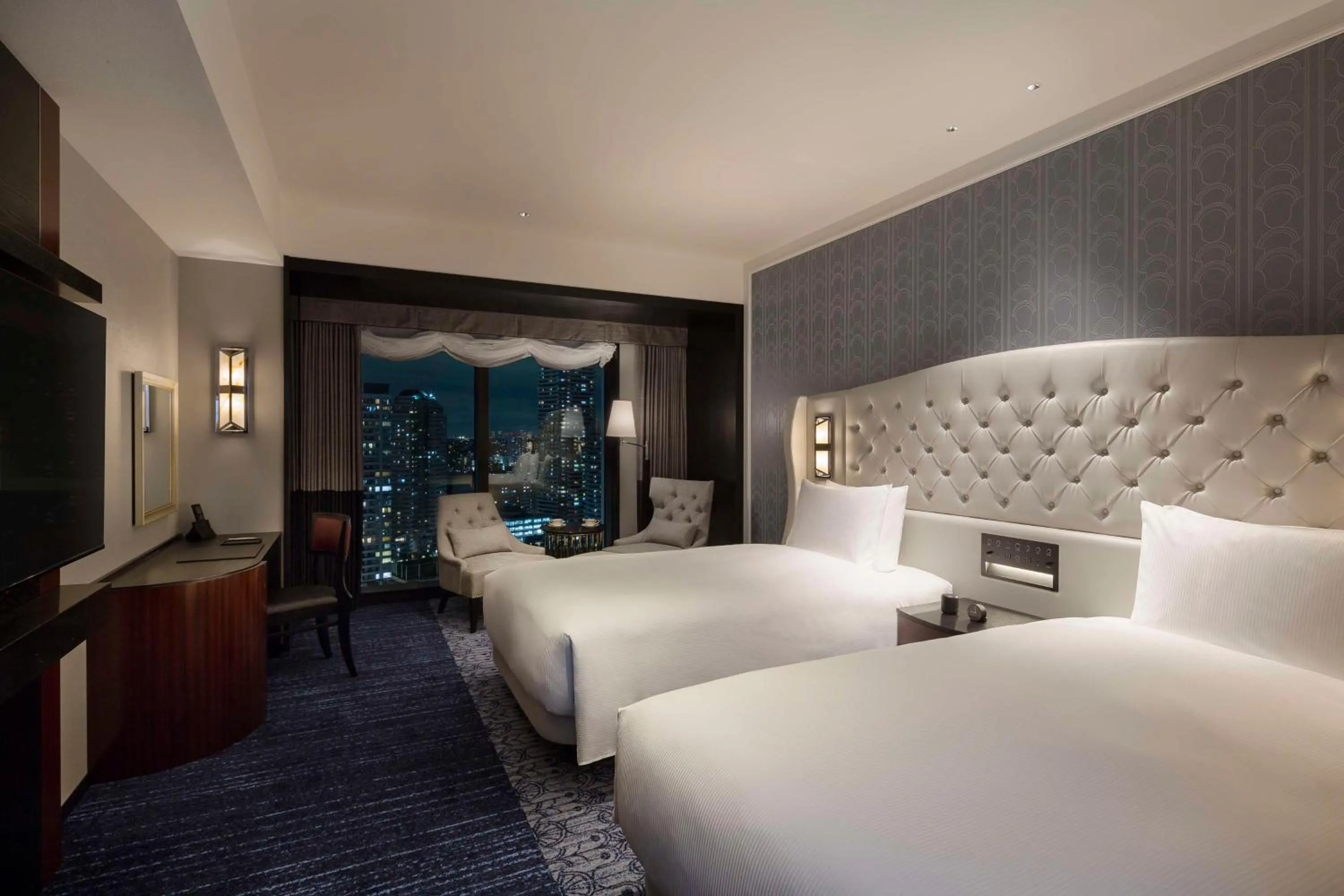 Premium Execuitve Twin Room in Hilton Yokohama