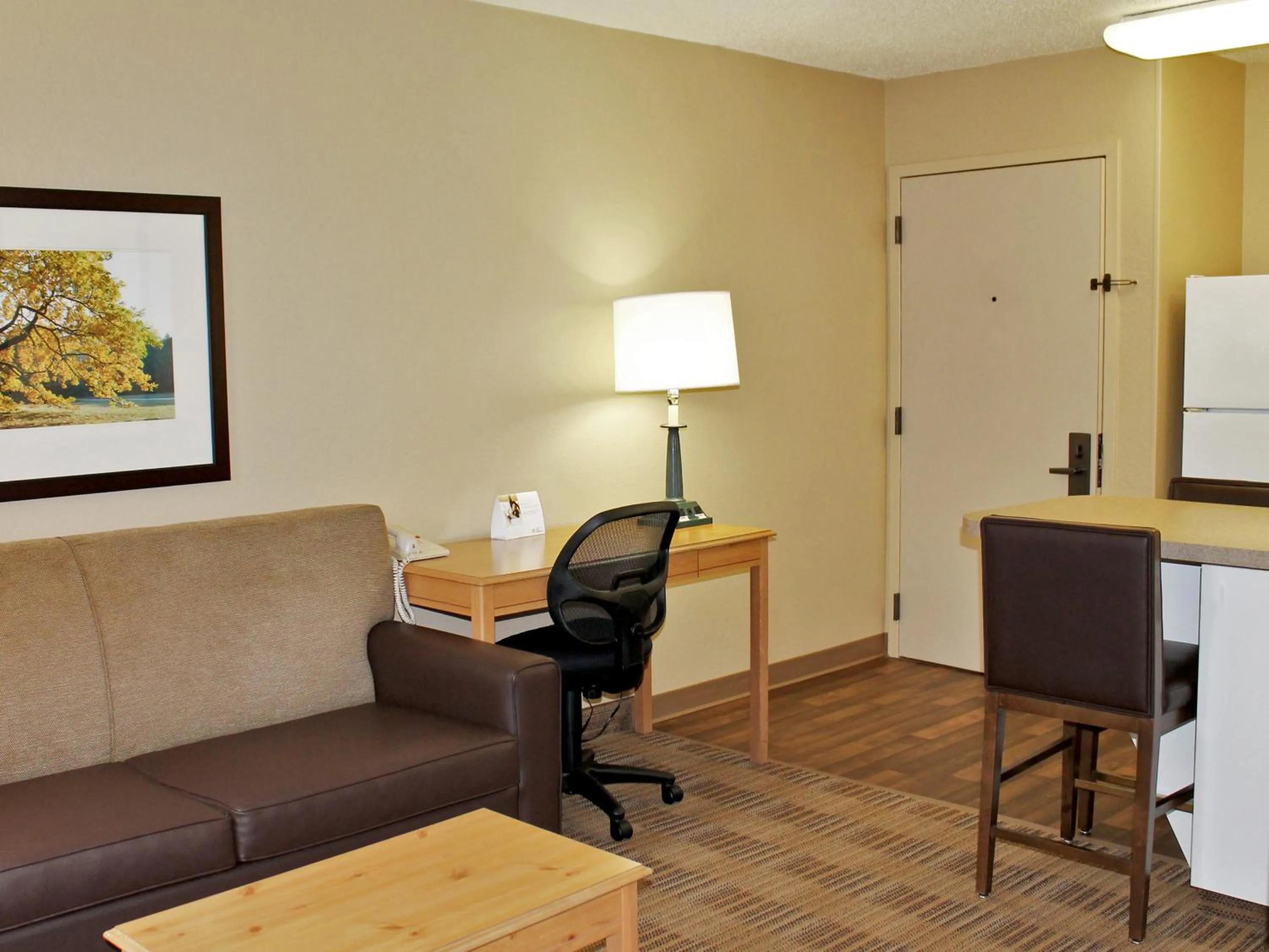 Living room in Extended Stay America Suites - Minneapolis - Airport - Eagan - North