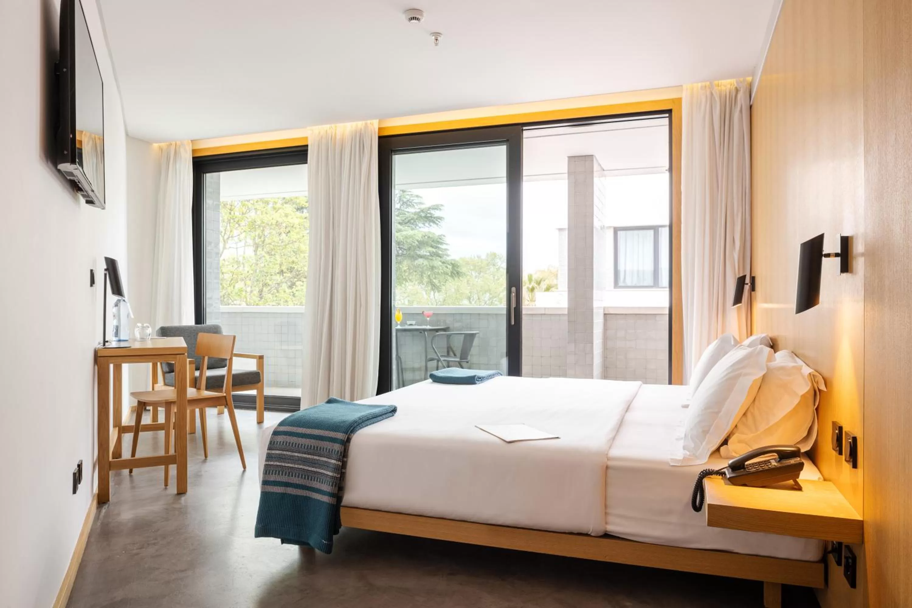 Superior Double or Twin Room with Balcony in Evora Olive Hotel