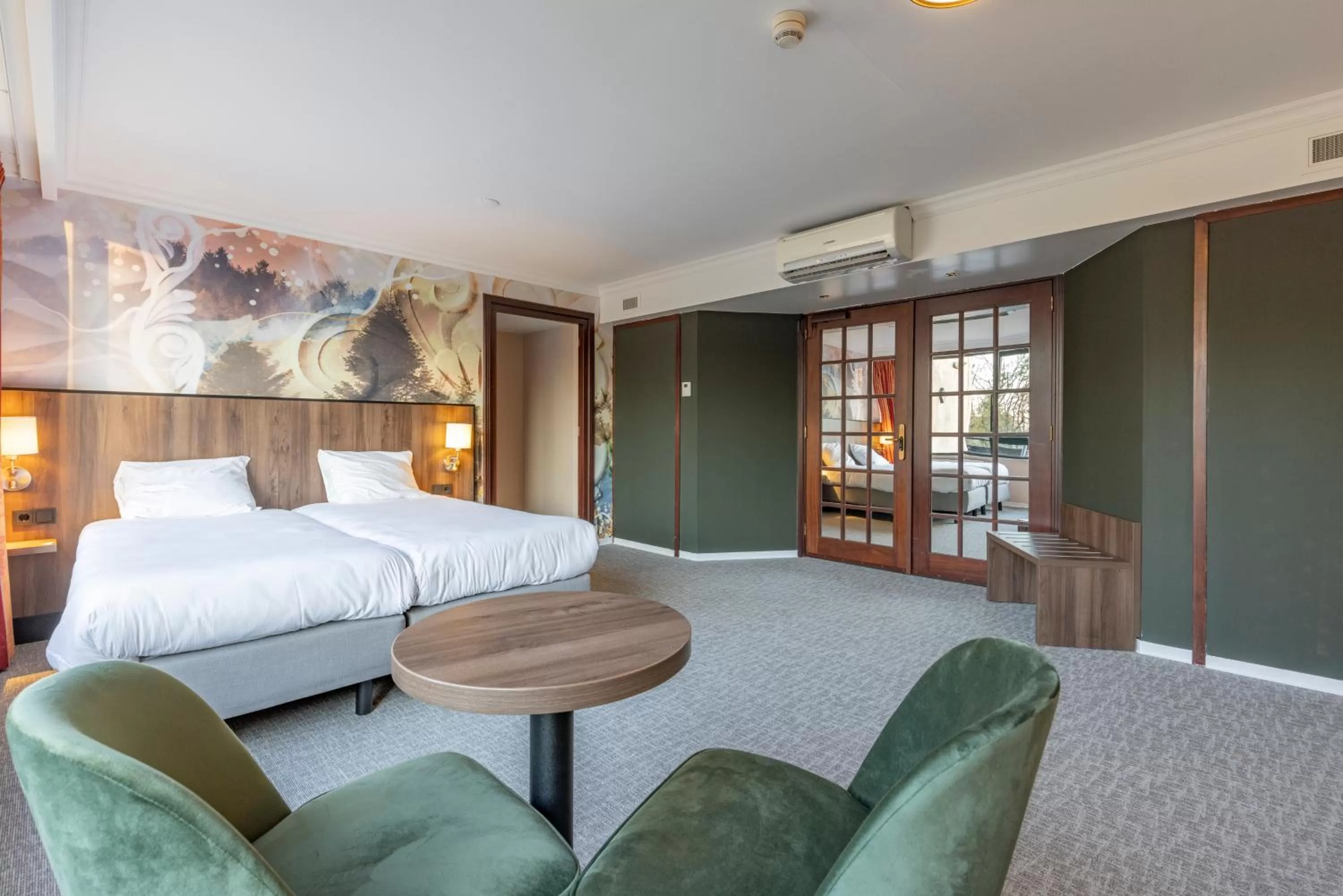 Family Suite in Fletcher Familiehotel De Hunzebergen